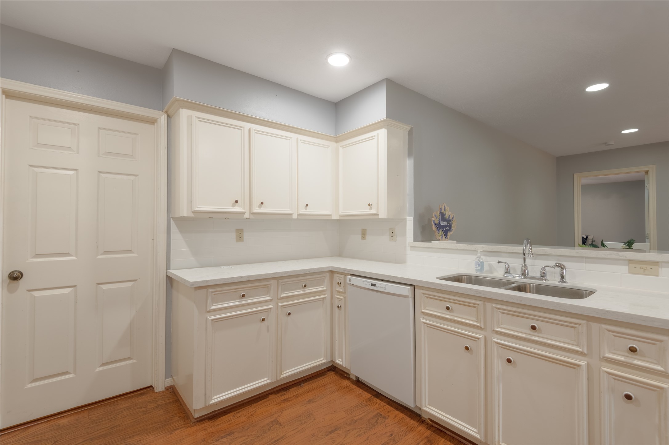 2232 Azalea Circle Circle Property Photo 5