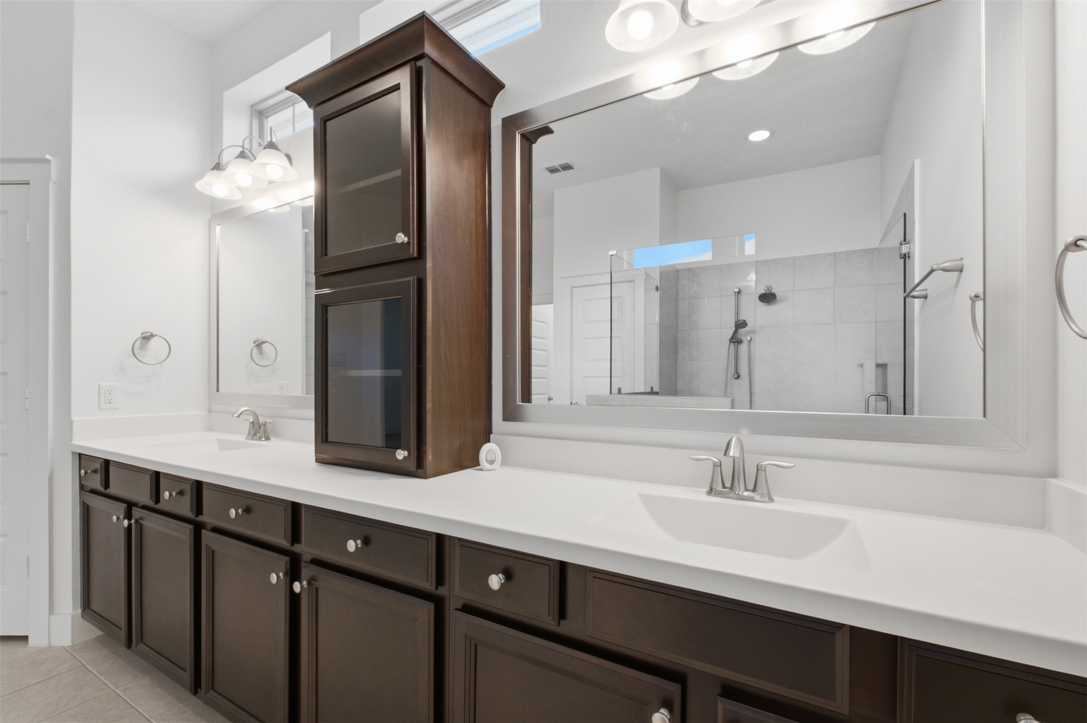 16807 Seminole Ridge Drive Property Photo 22