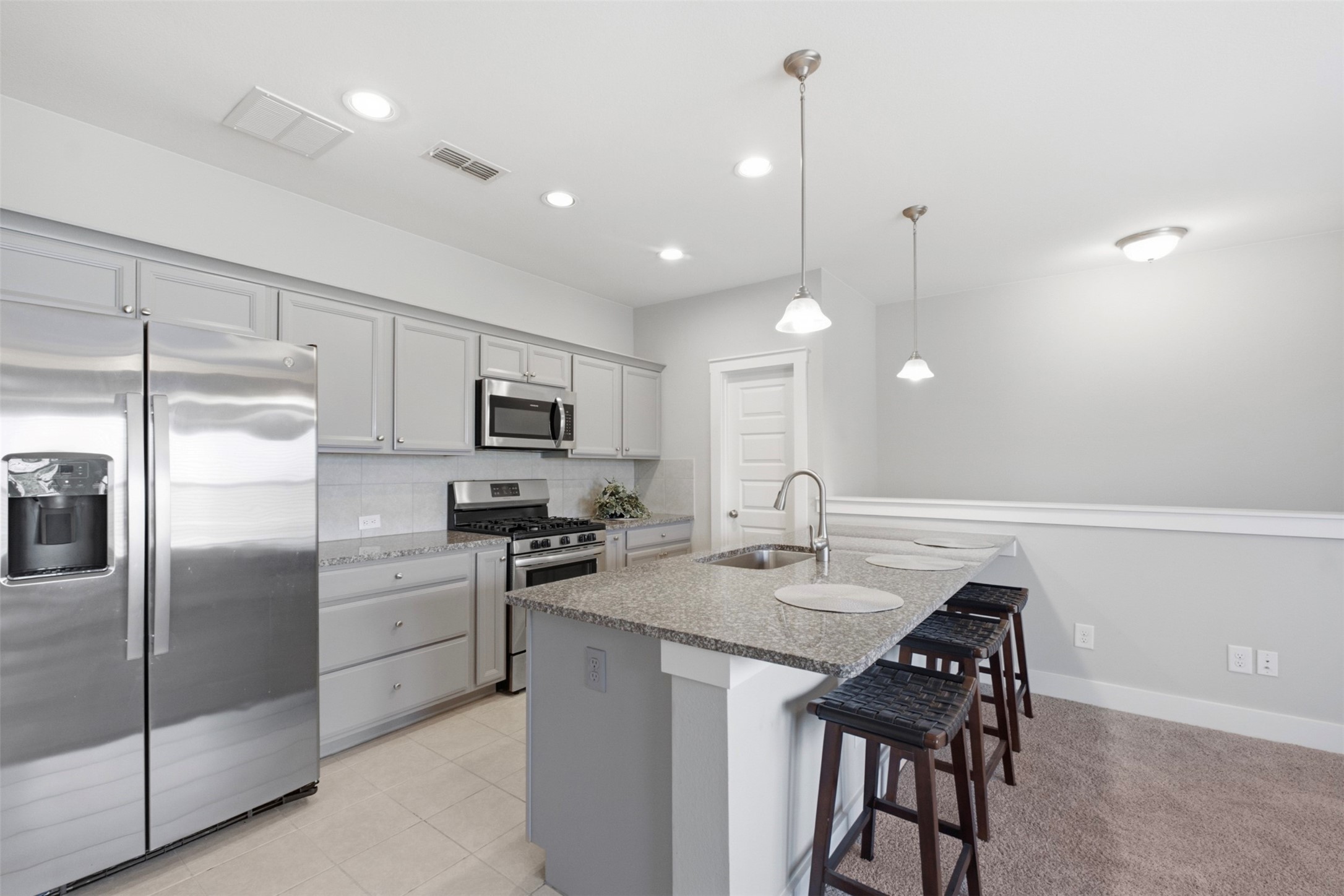 16807 Seminole Ridge Drive Property Photo 32
