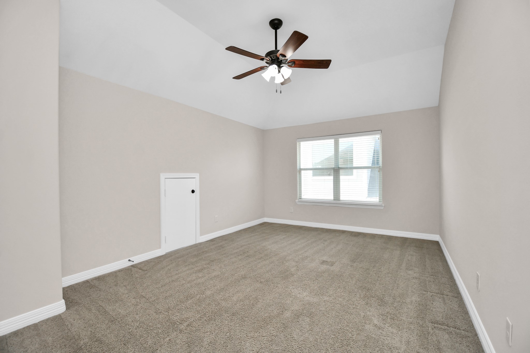 6313 Deer Meadow Lane Property Photo 25