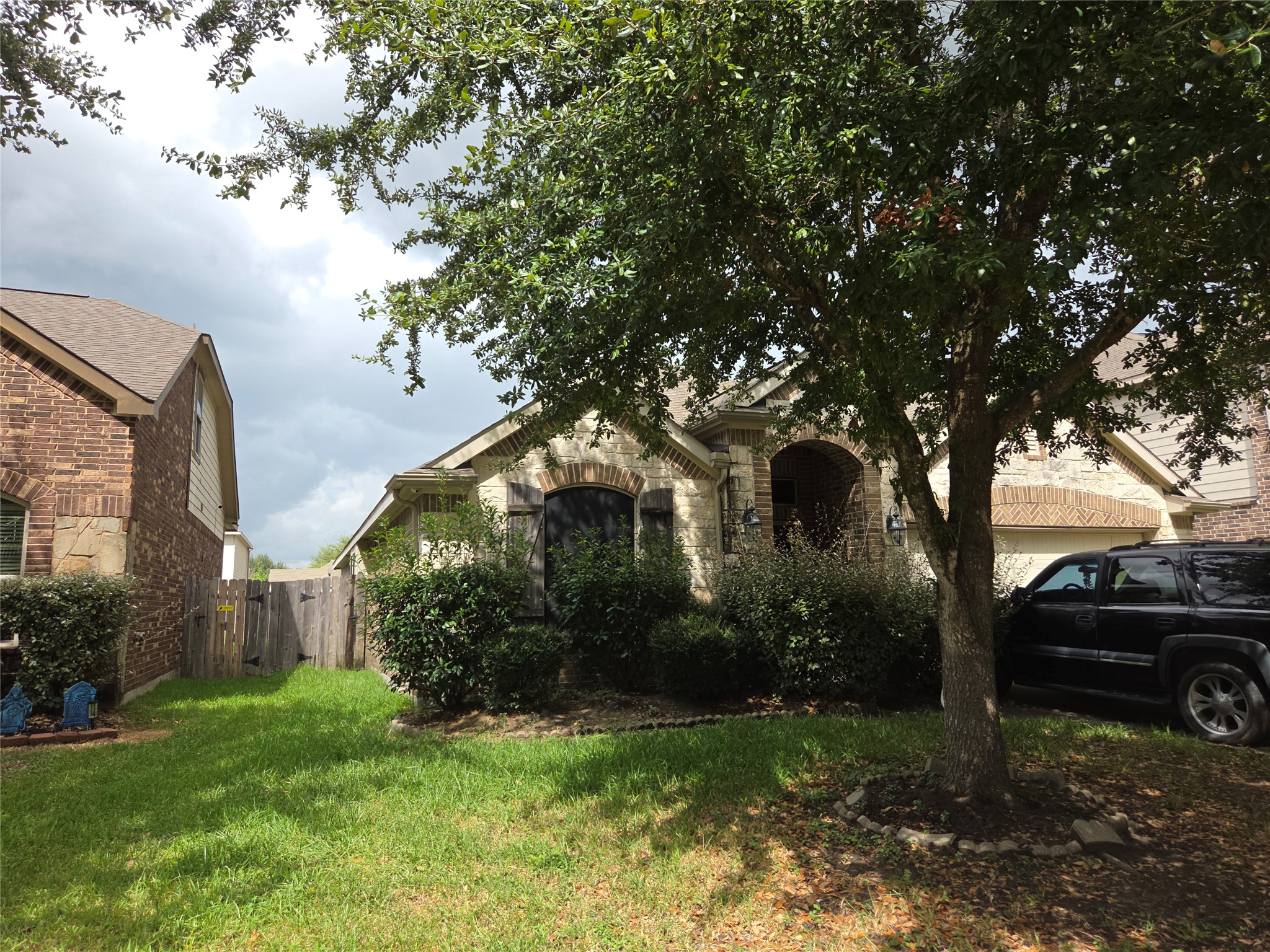 4403 Juniper Bay Lane Property Photo 3