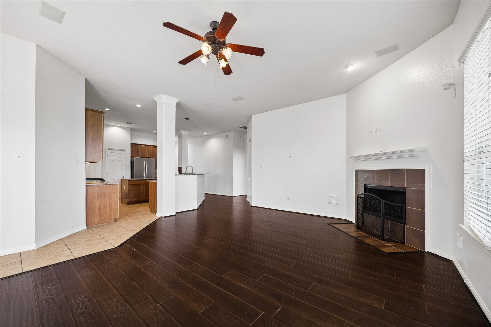 19114 Mercant Mark Lane Property Photo 12