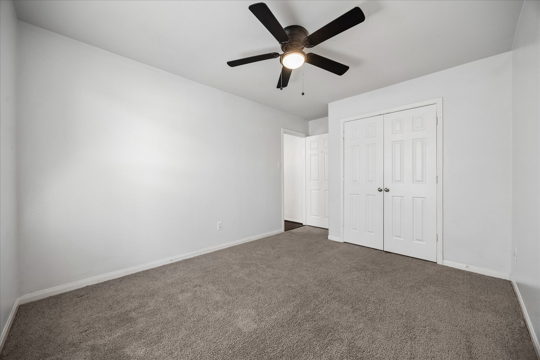 19114 Mercant Mark Lane Property Photo 22