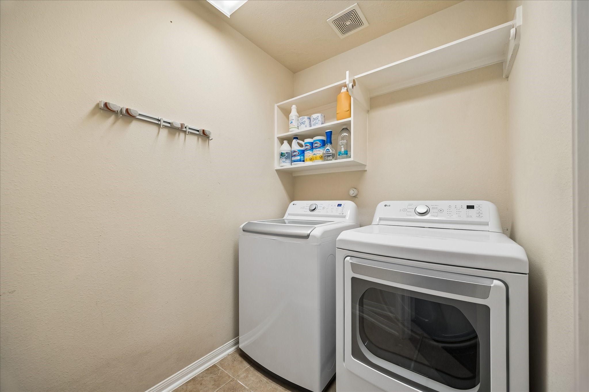19114 Mercant Mark Lane Property Photo 27
