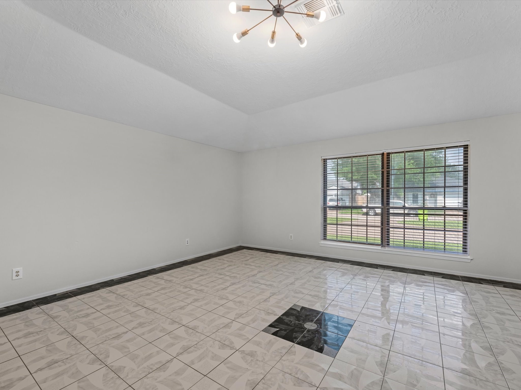 7234 Lost Fable Lane Property Photo 6