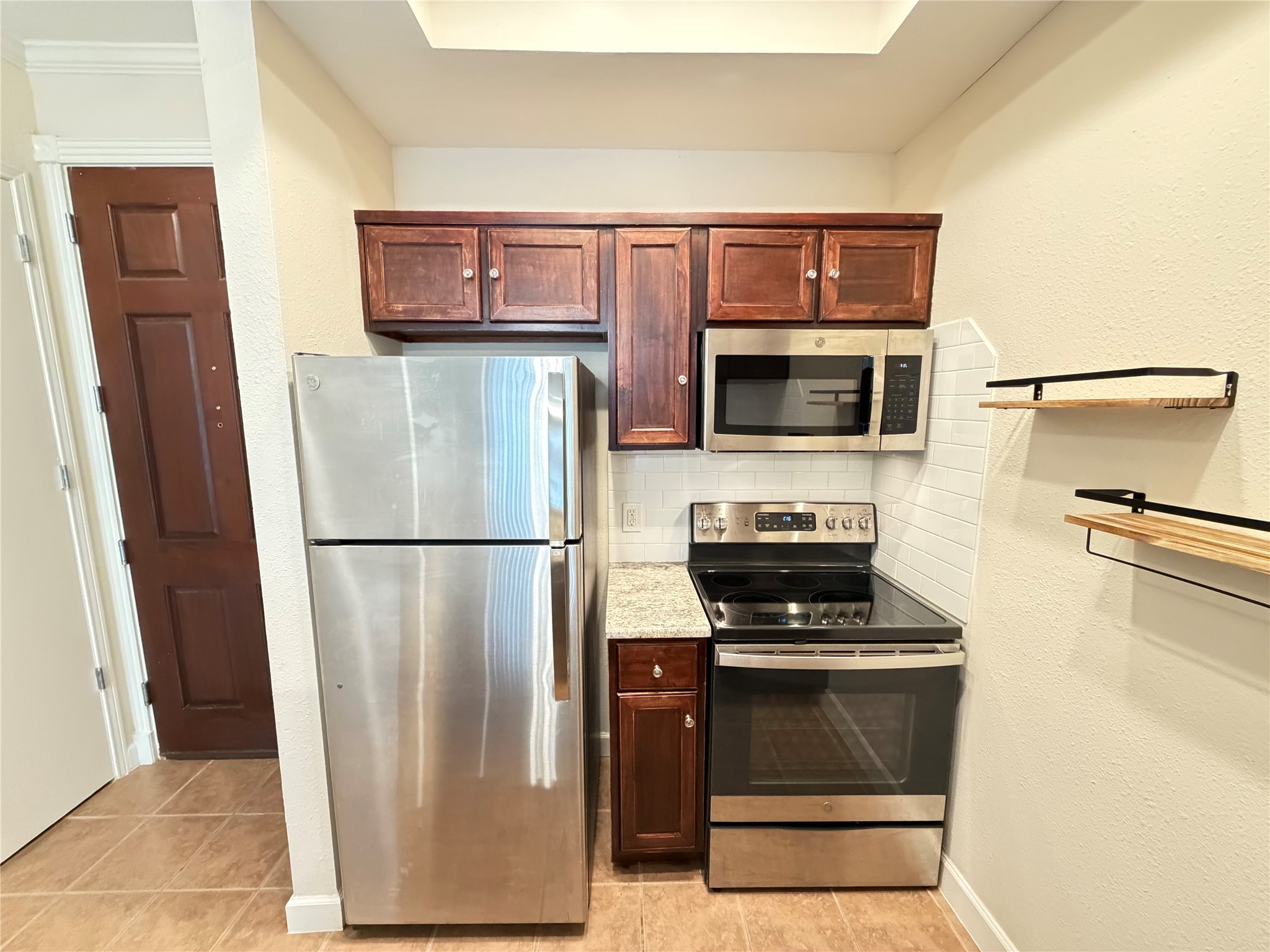 4515 Briar Hollow Place 315 Property Photo 9