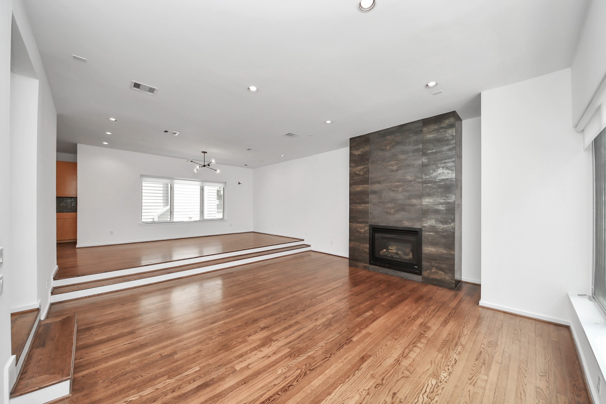 1823 Southmore Boulevard Property Photo 3