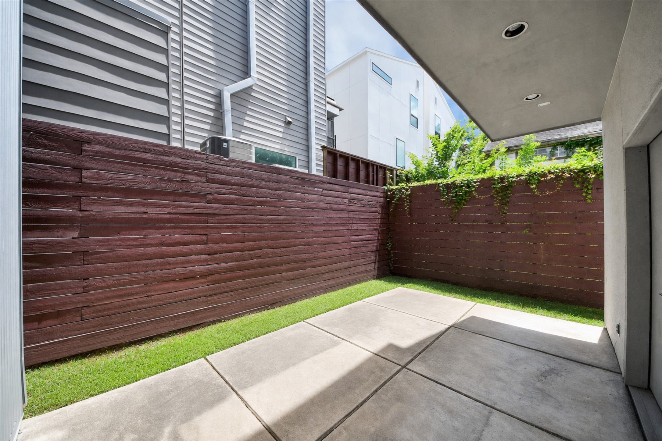 1823 Southmore Boulevard Property Photo 9