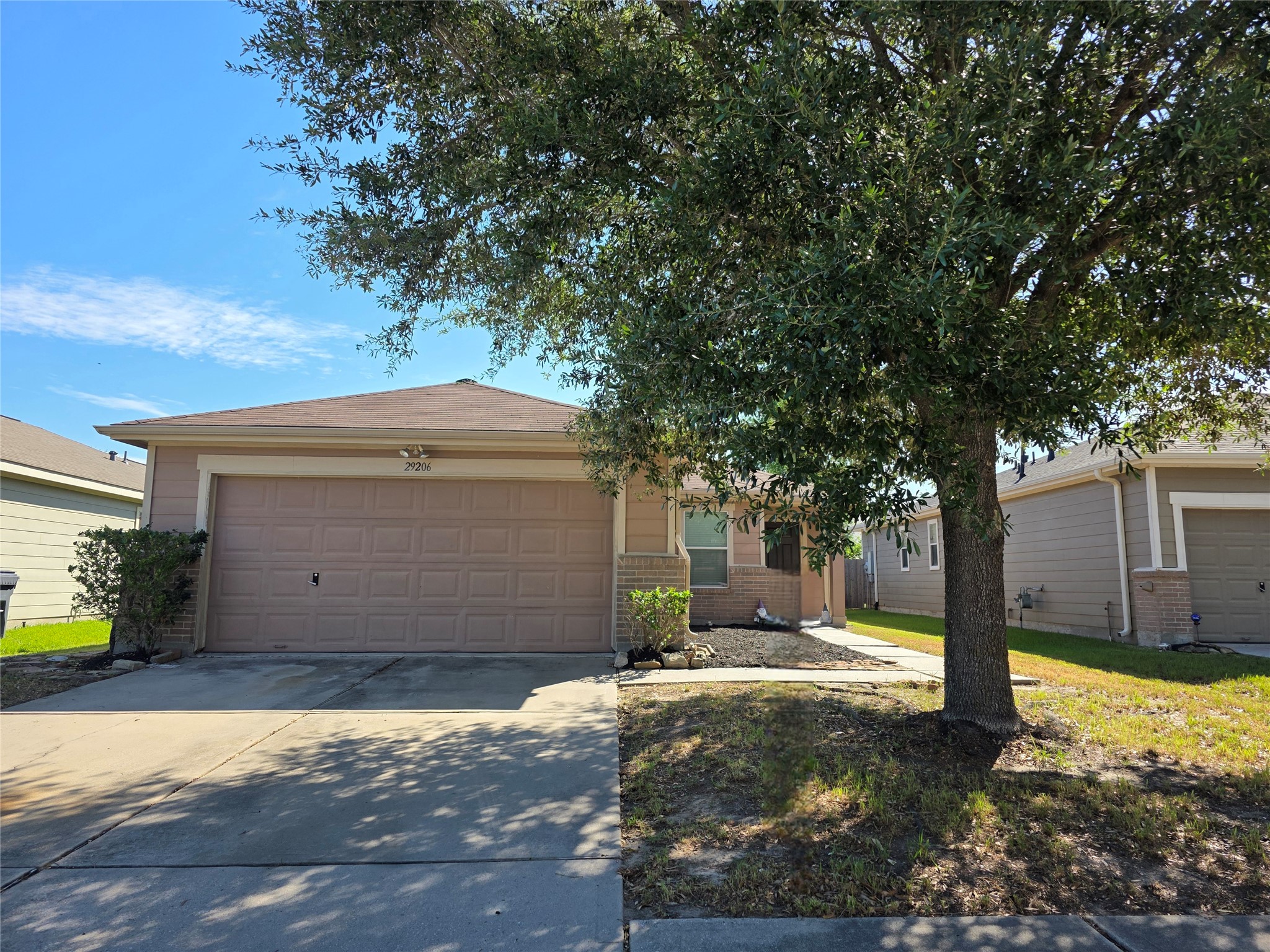 29206 Legends Worth Drive Property Photo 1