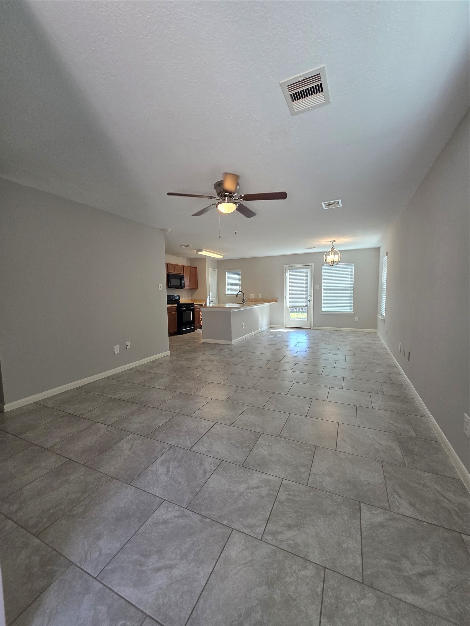 29206 Legends Worth Drive Property Photo 6