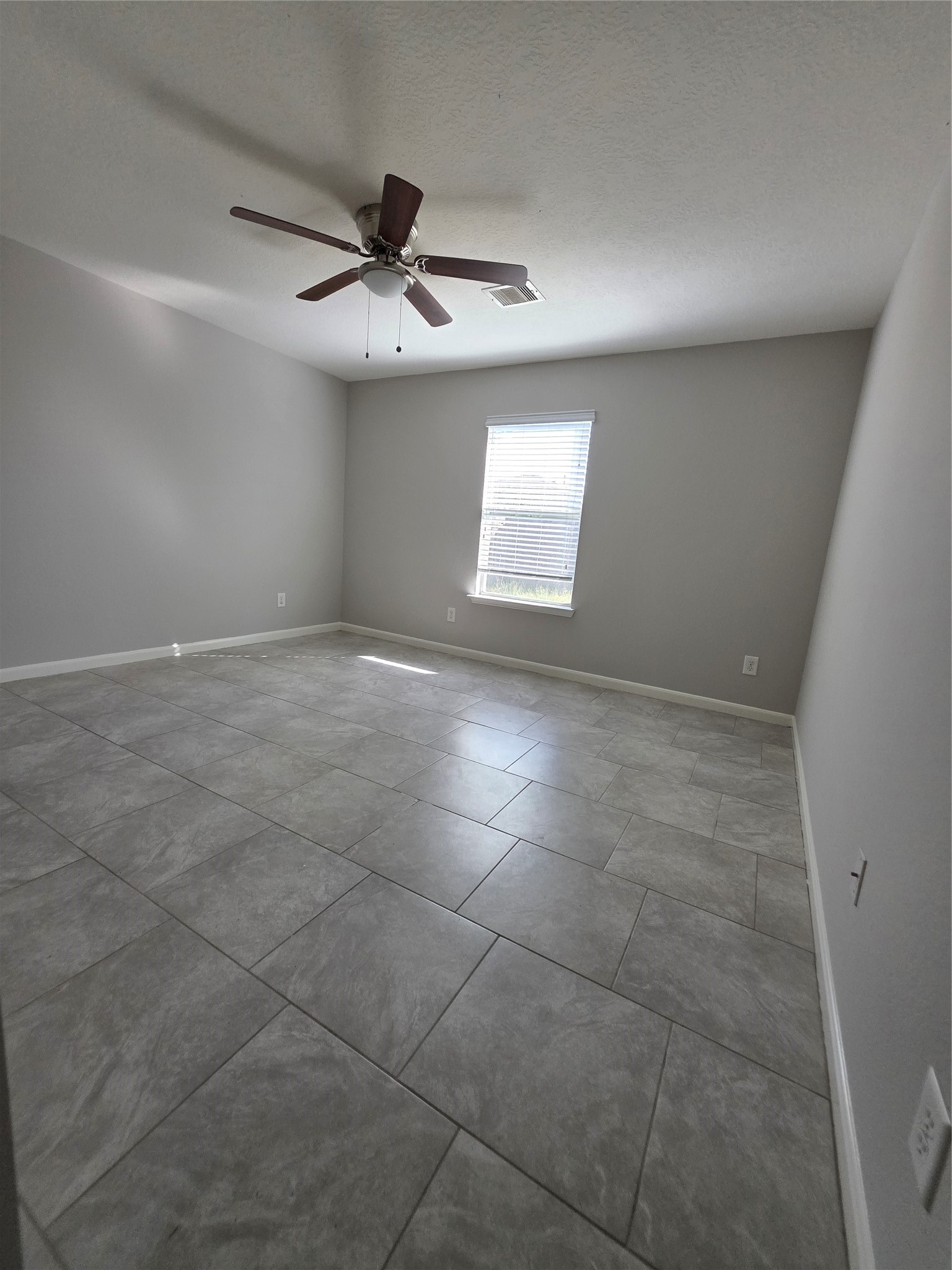 29206 Legends Worth Drive Property Photo 14
