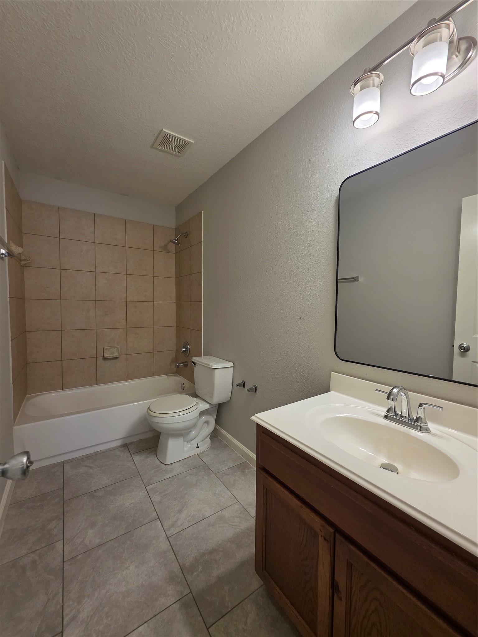 29206 Legends Worth Drive Property Photo 17