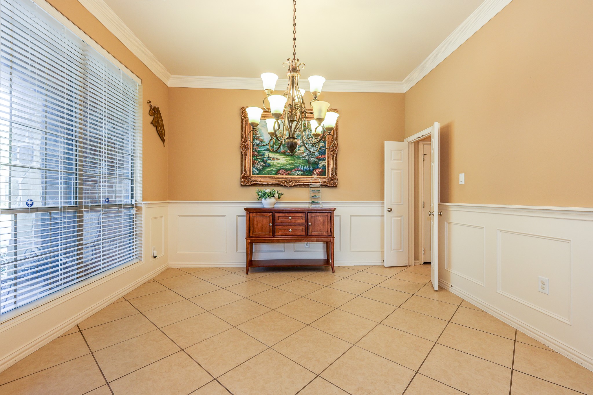 17007 Thomastone Lane Property Photo 3