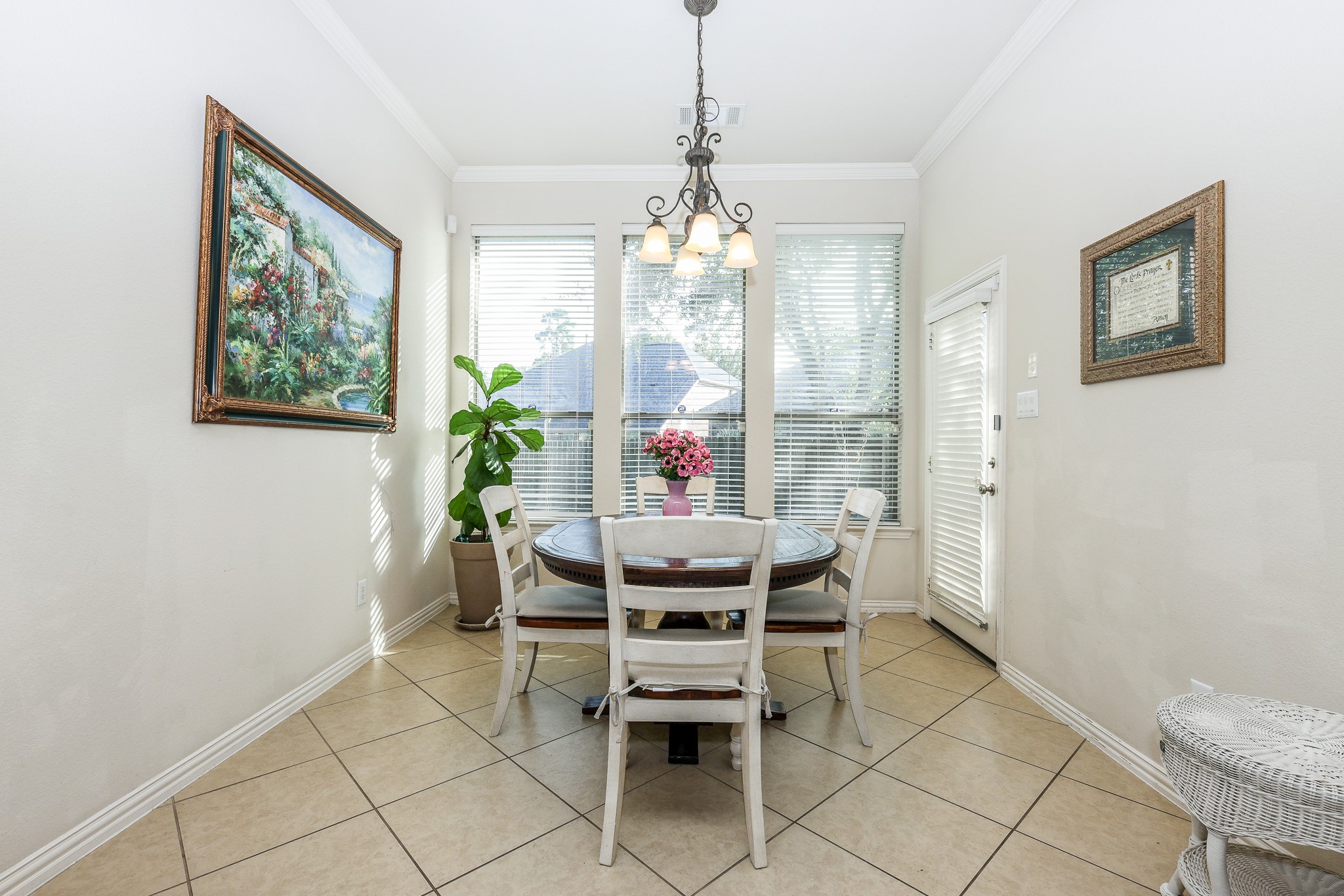 17007 Thomastone Lane Property Photo 4