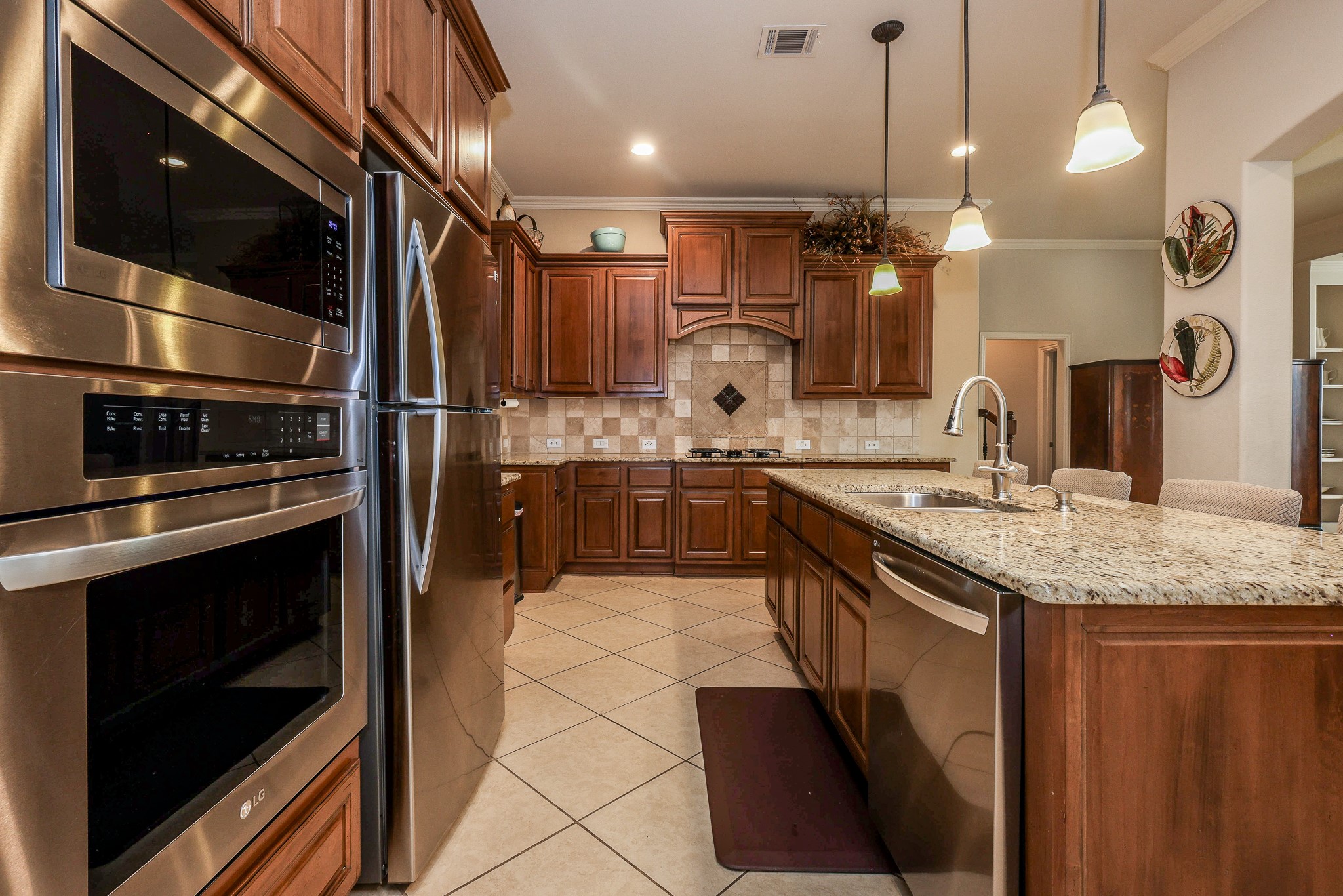 17007 Thomastone Lane Property Photo 6