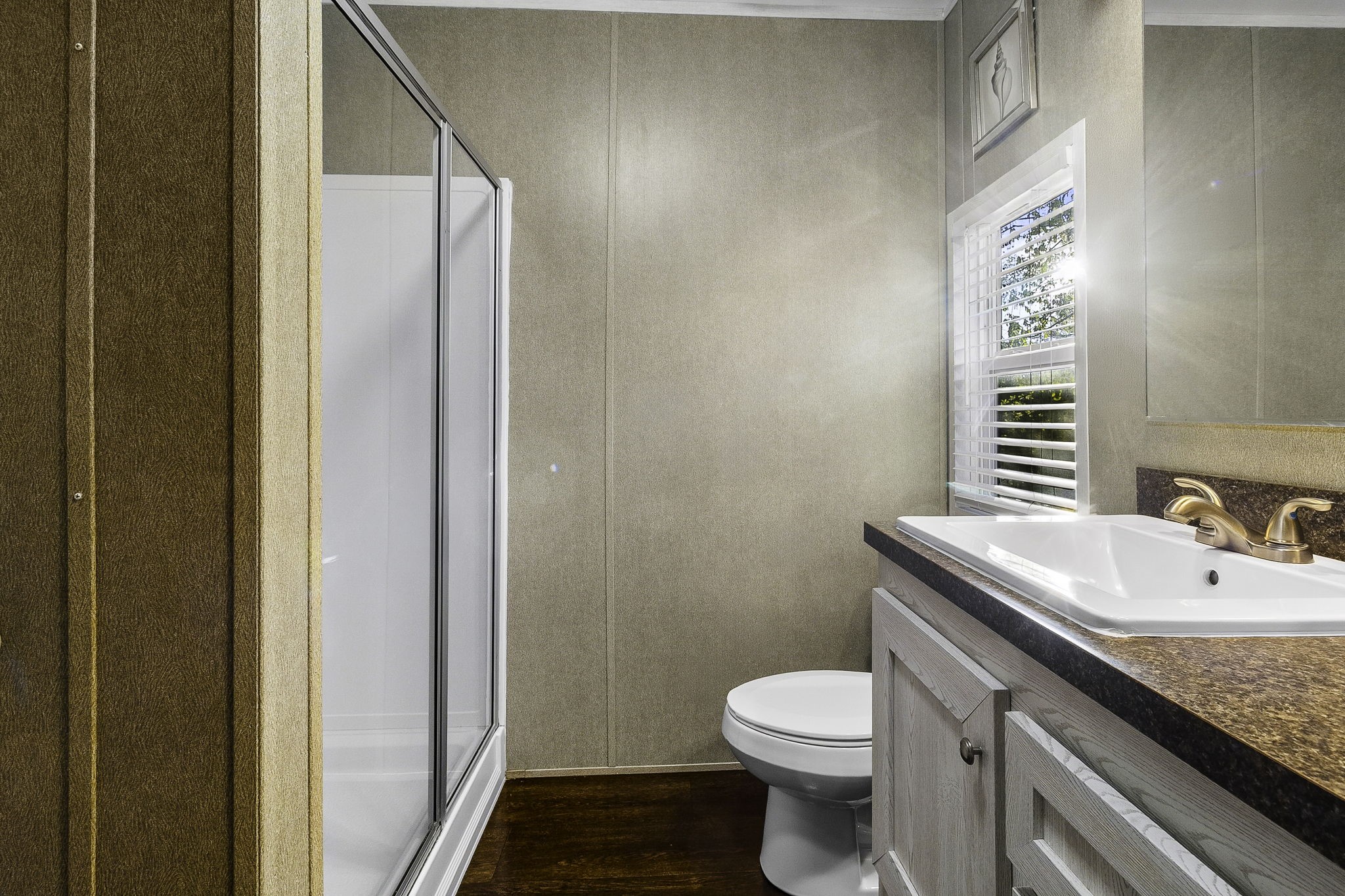 211 Woodstock Property Photo 17