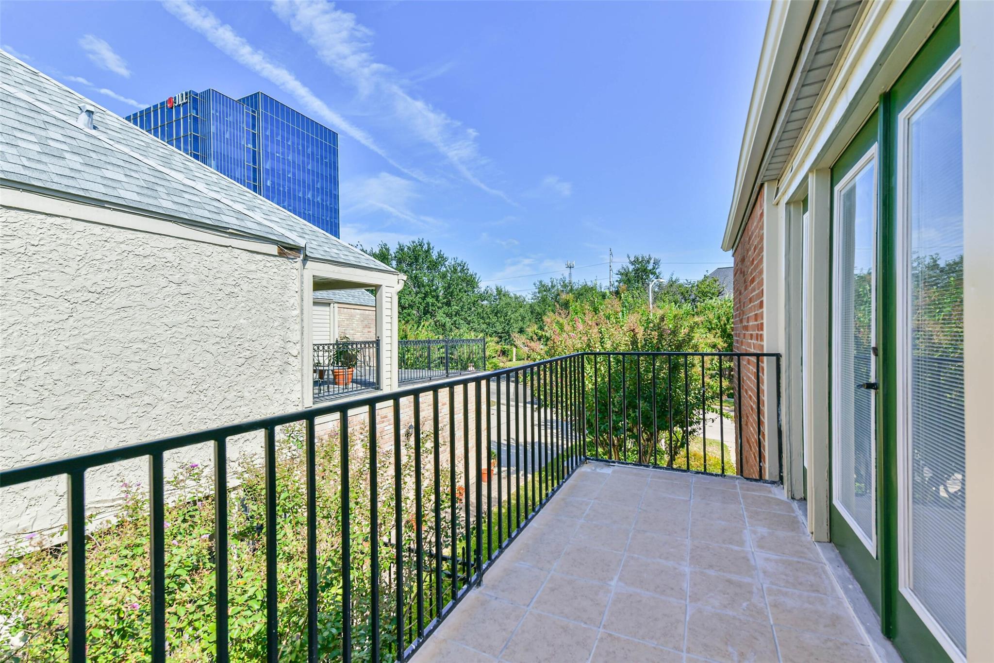 2604 Mid Lane Property Photo 22