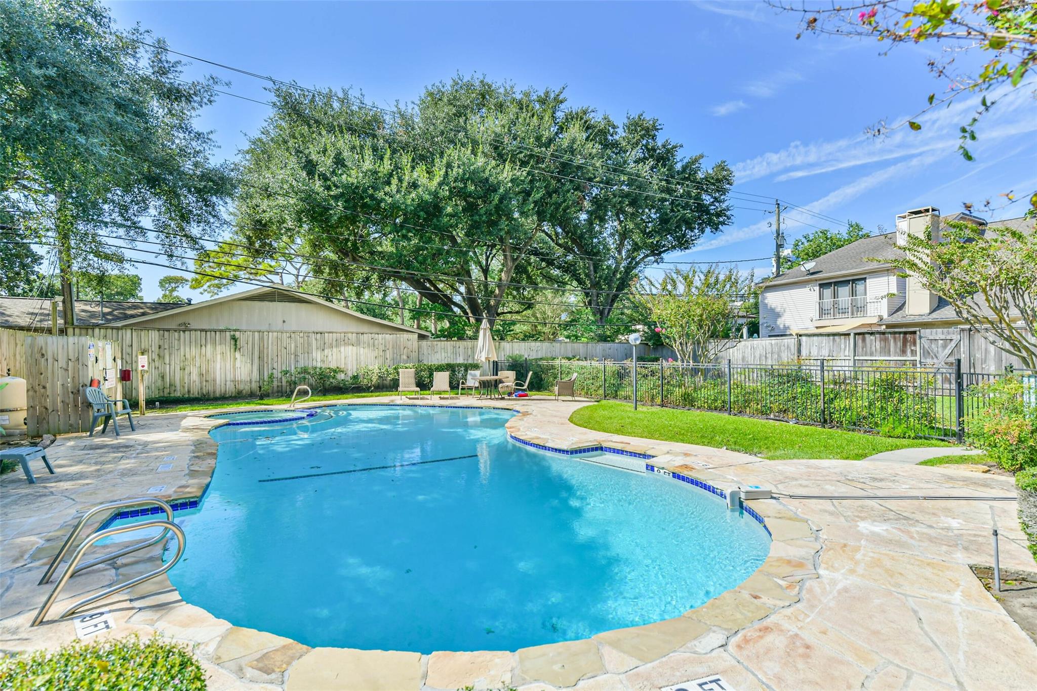 2604 Mid Lane Property Photo 33