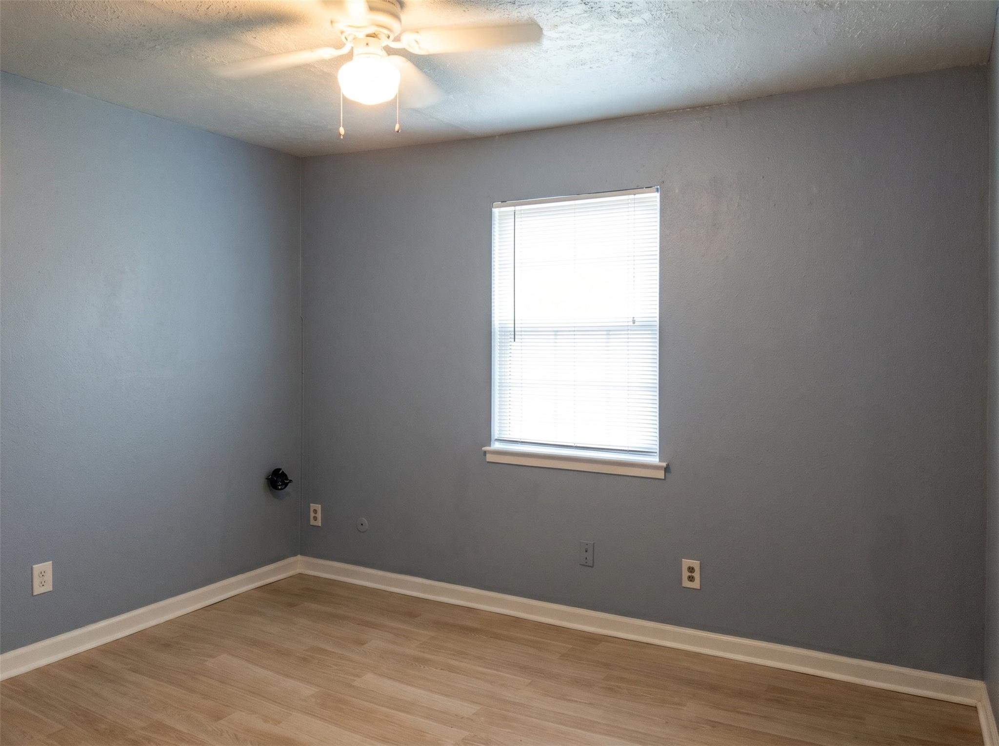 9714 Galaxy Street, Houston Tx 77078 Property Photo 7