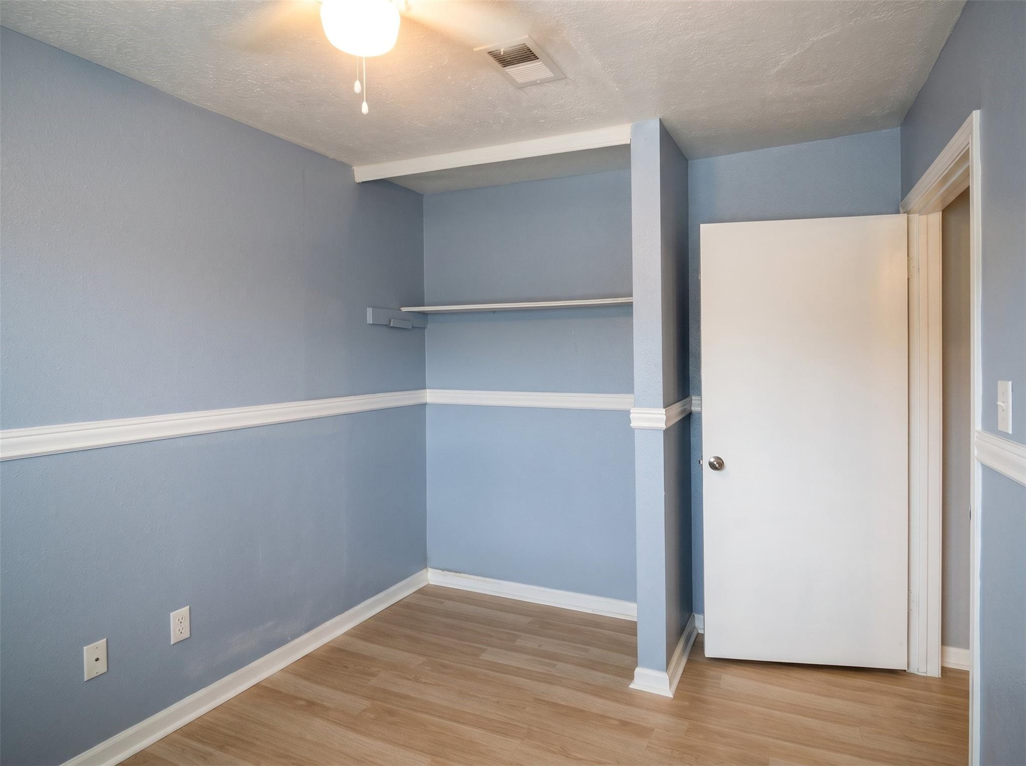 9714 Galaxy Street, Houston Tx 77078 Property Photo 9