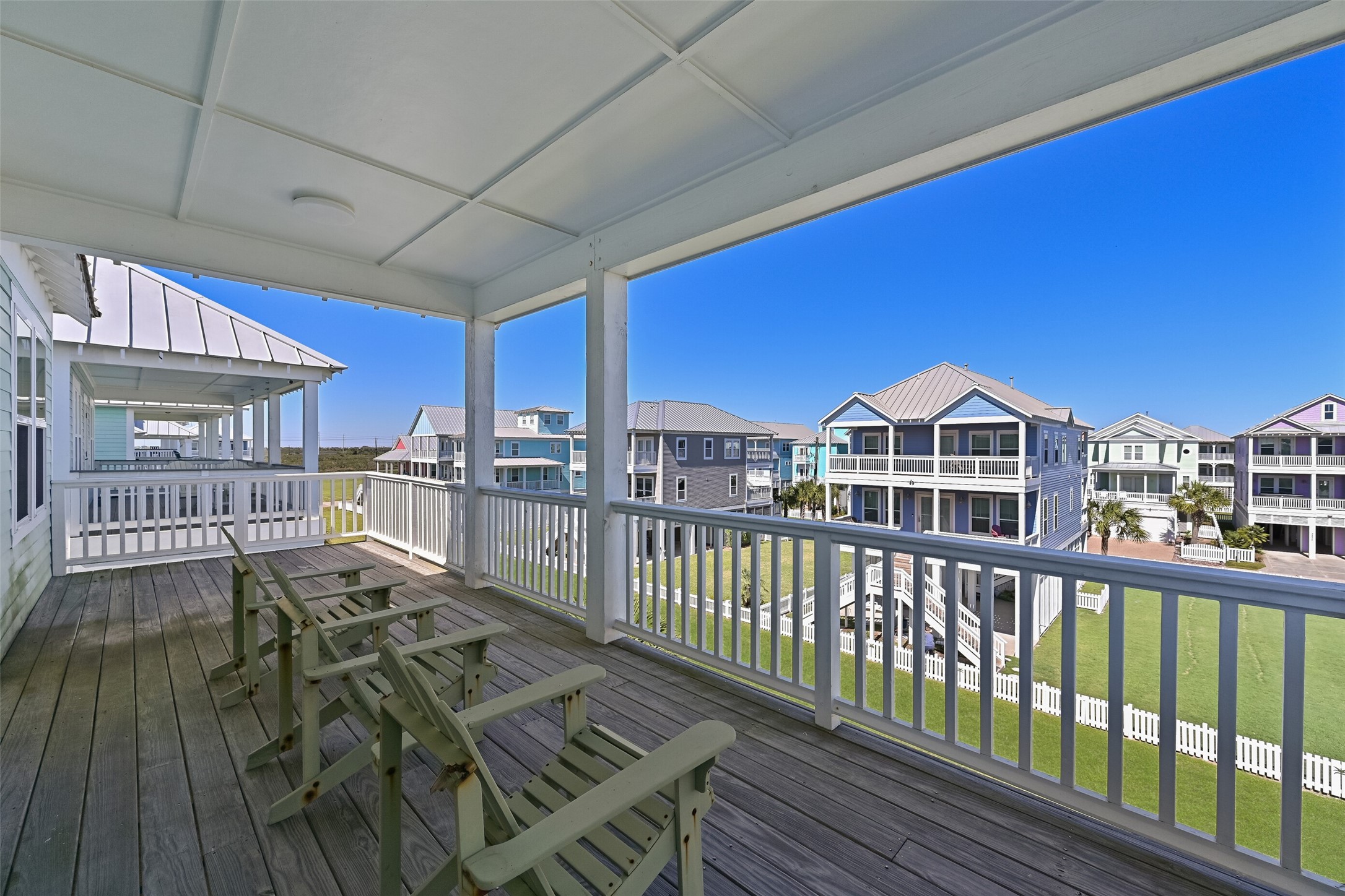 3827 Neptune Property Photo 26
