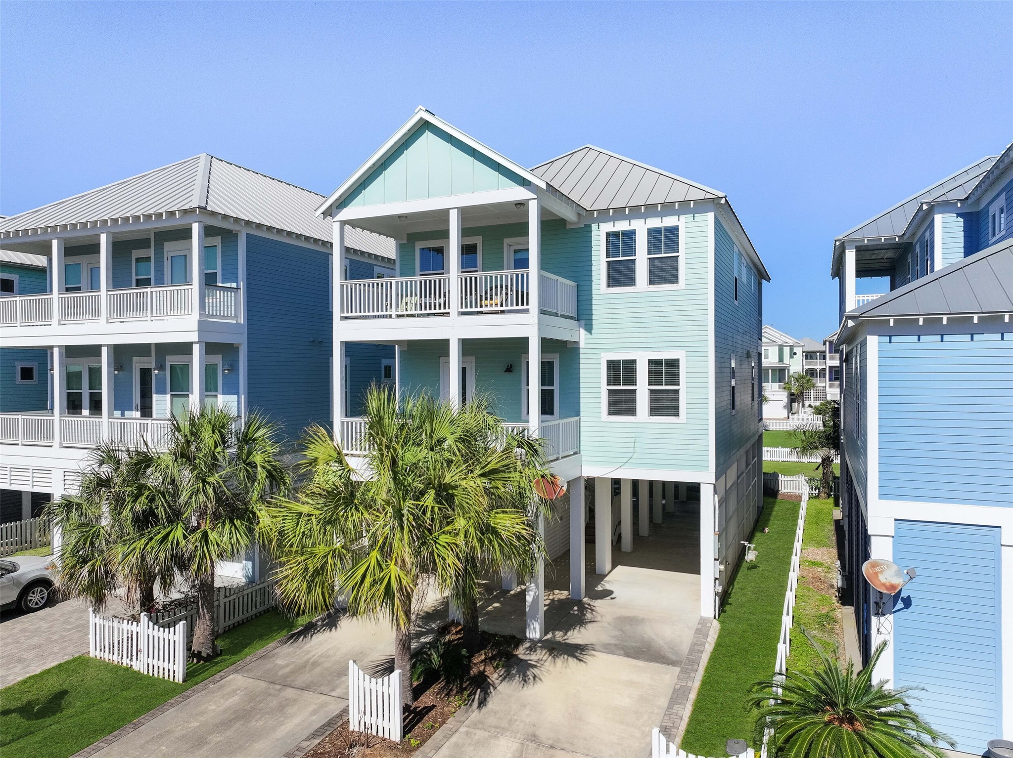3827 Neptune Property Photo 43