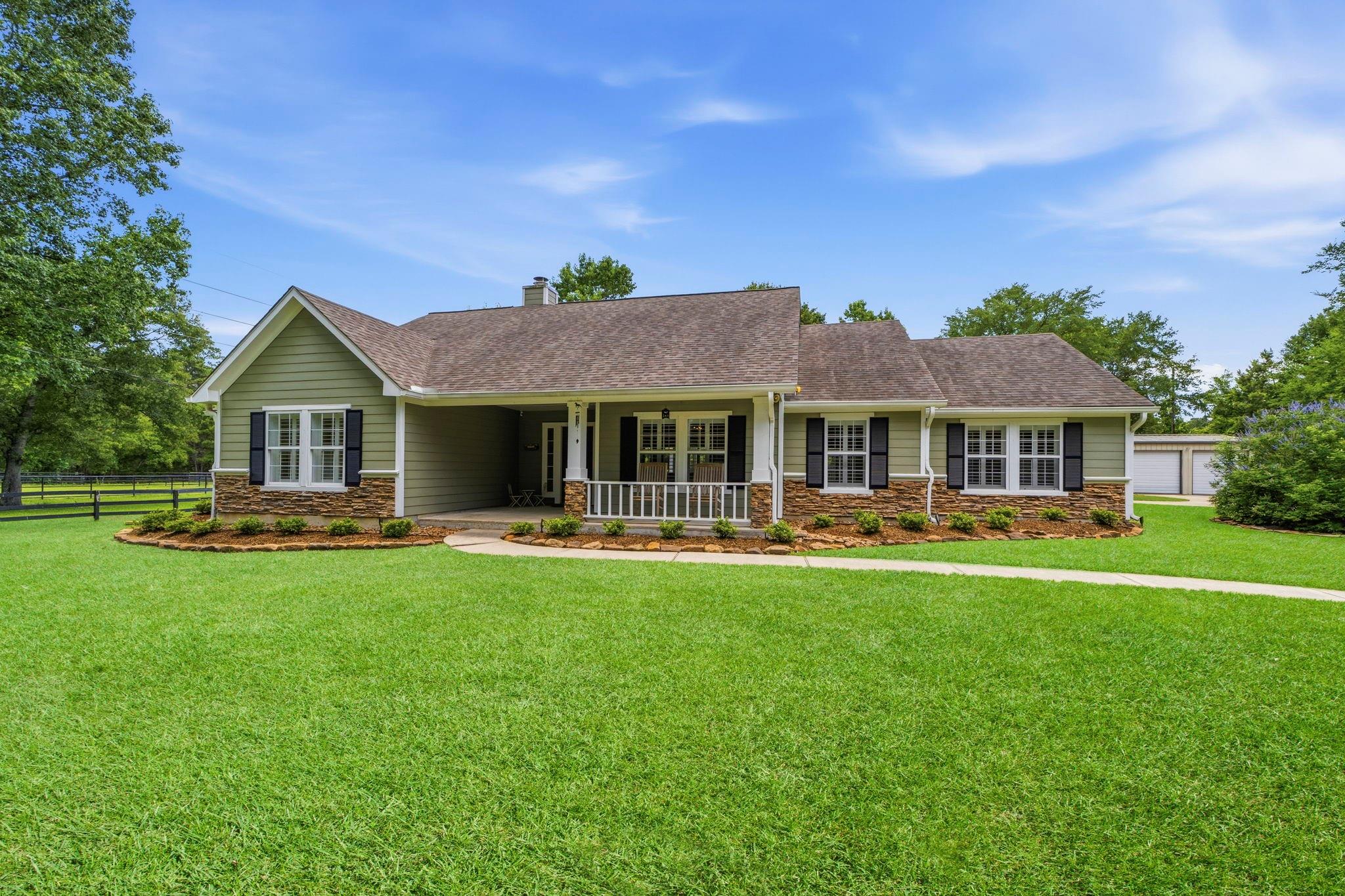 16903 Mustang Trail Drive, Magnolia Tx 77355 Property Photo 1