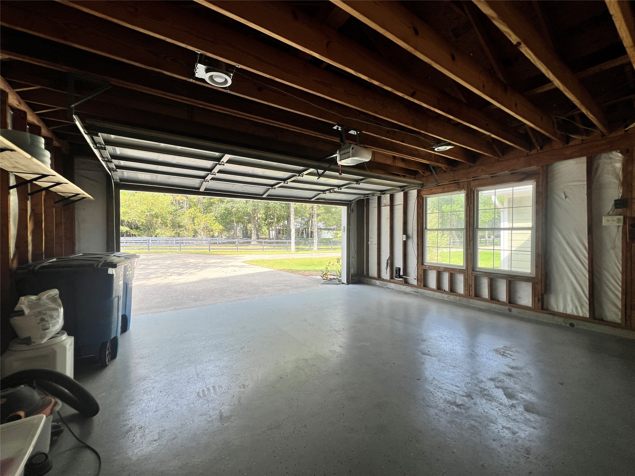 16903 Mustang Trail Drive Property Photo 45