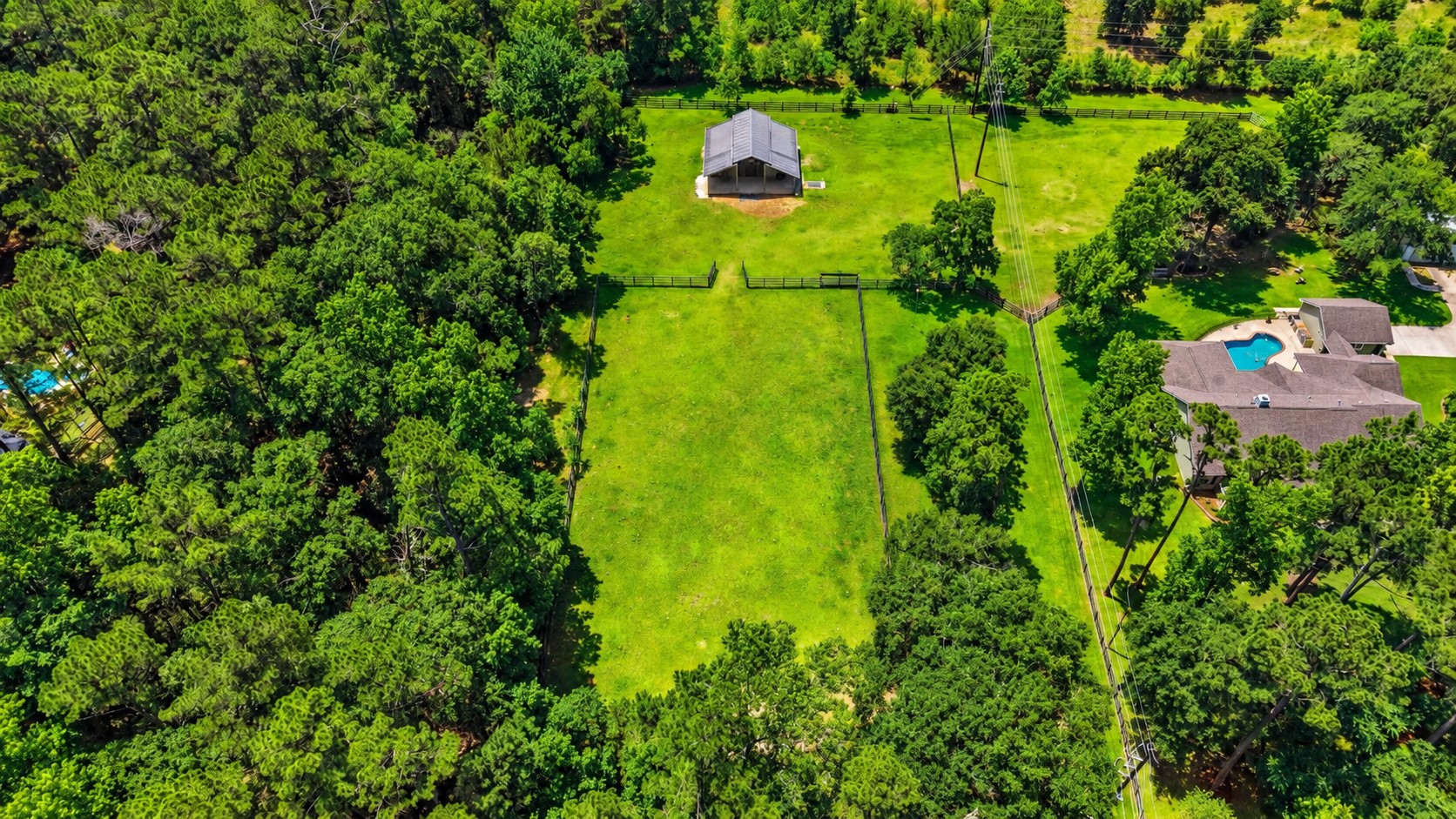16903 Mustang Trail Drive Property Photo 48