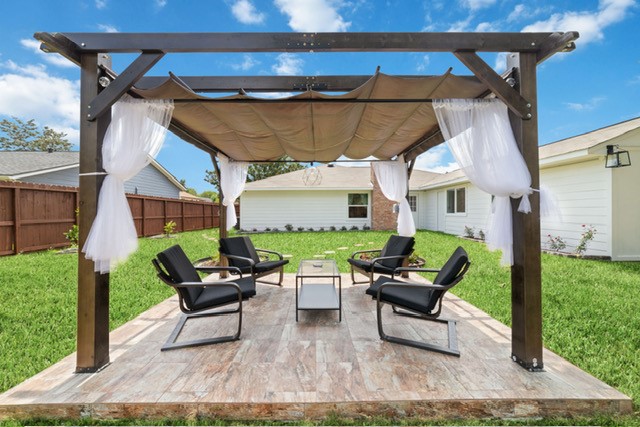 13102 Apple Glen Lane Property Photo 4
