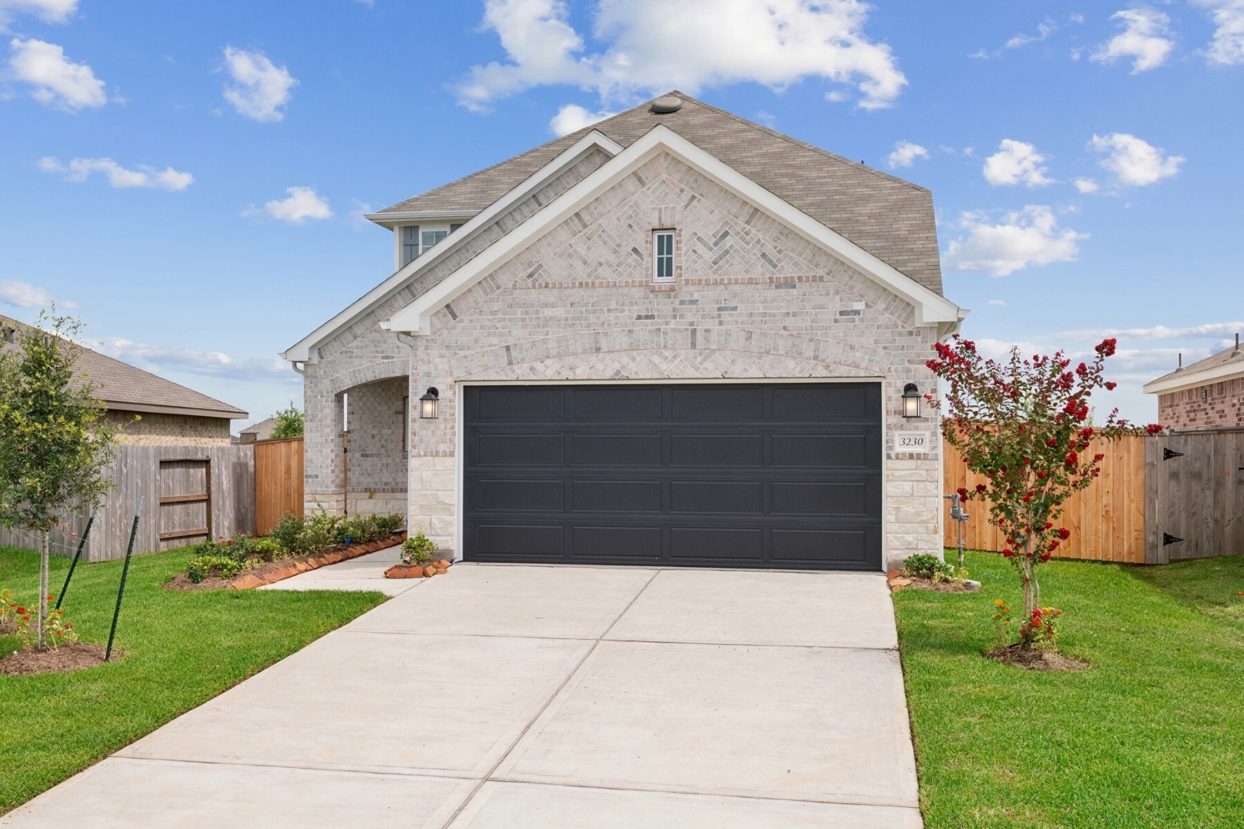 3230 Spanish Oak Lane Property Photo 9