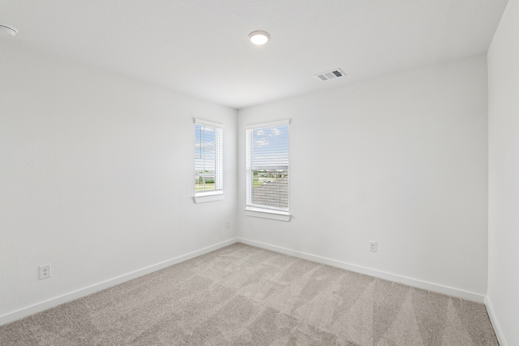 3230 Spanish Oak Lane Property Photo 15