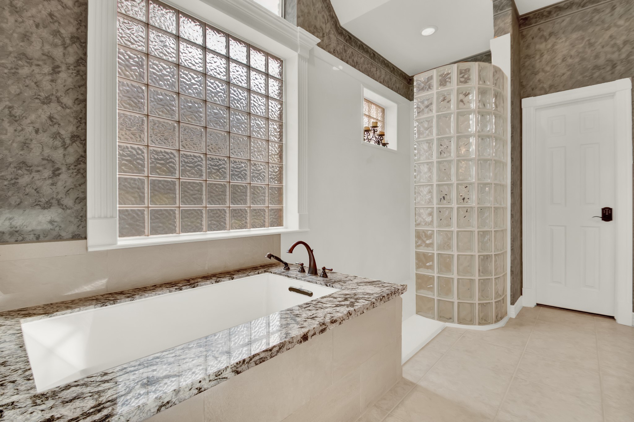 13503 Copeland Oaks Boulevard Property Photo 24