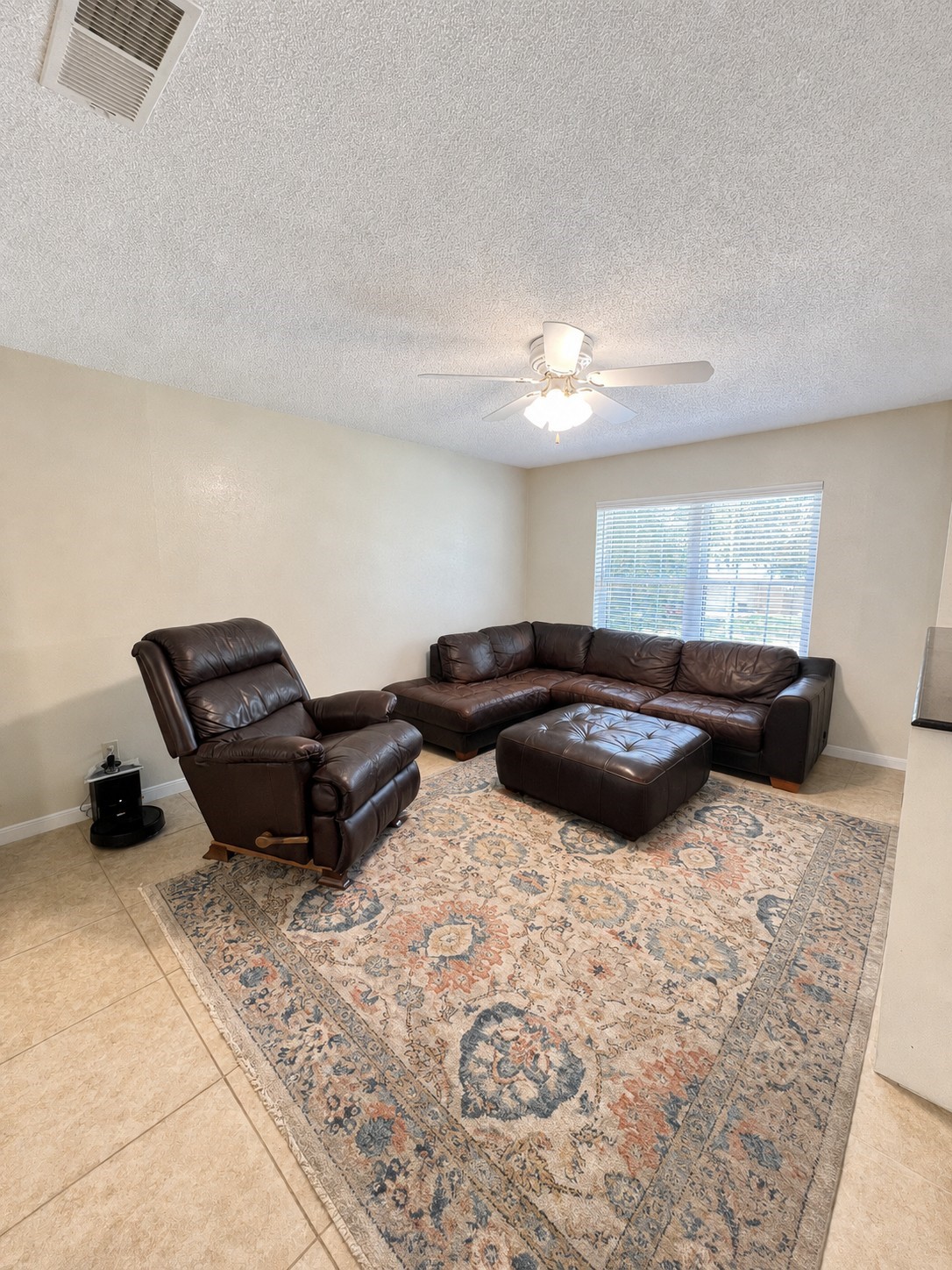 15219 Mcconn Street Property Photo 5