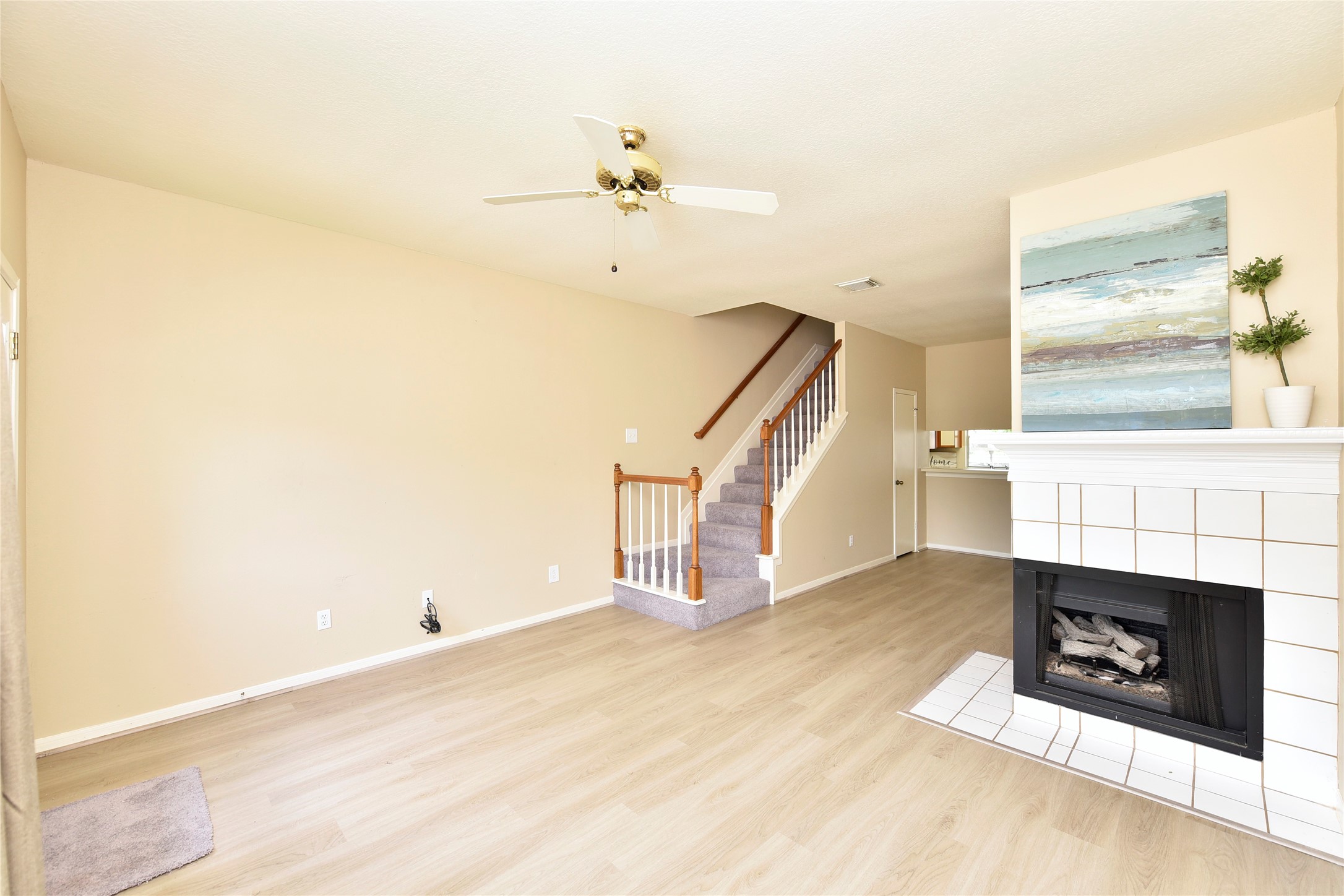 2930 Grants Lake Boulevard 2704 Property Photo 5