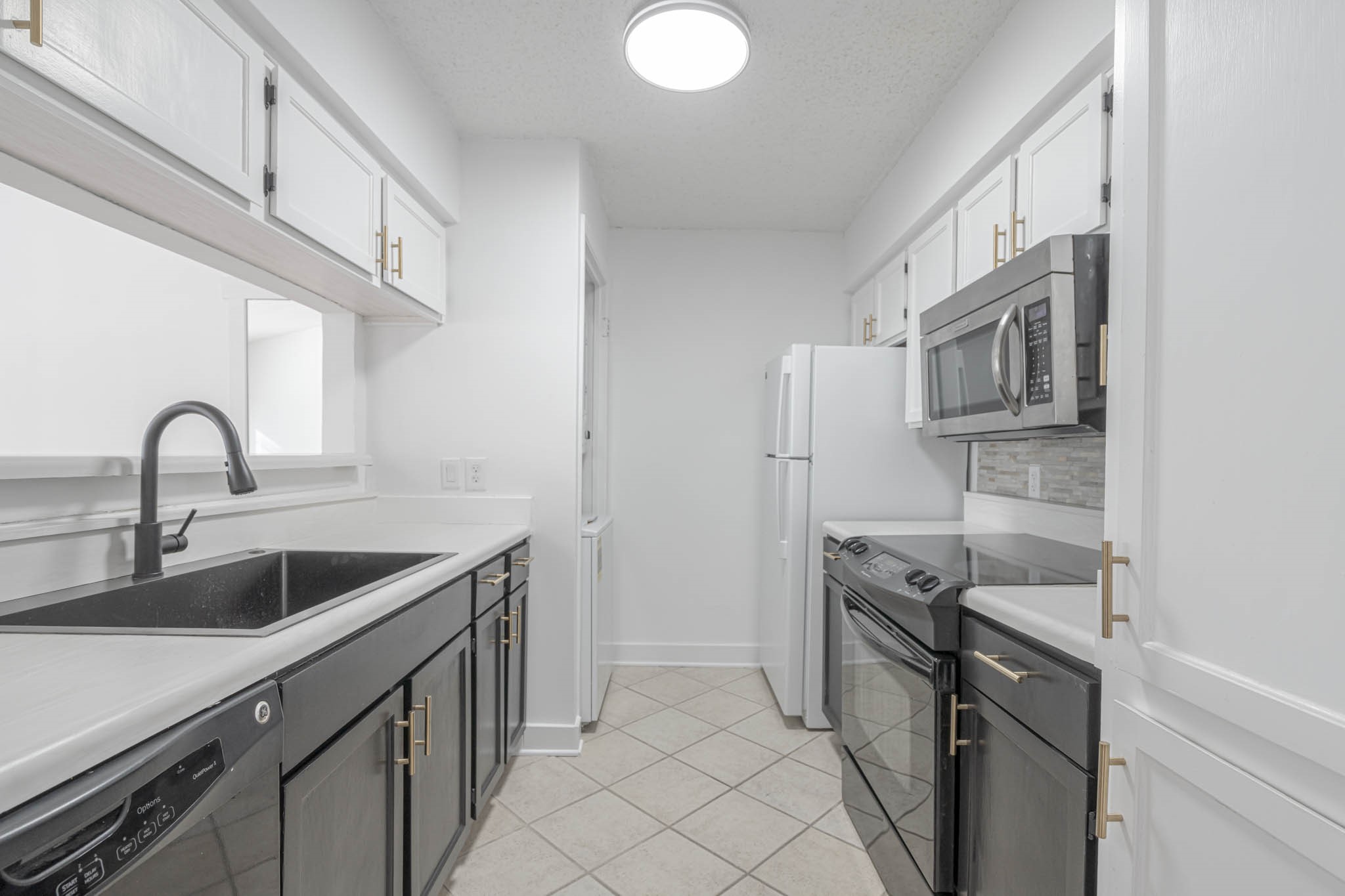 2277 S Kirkwood Road 4/808 Property Photo 4