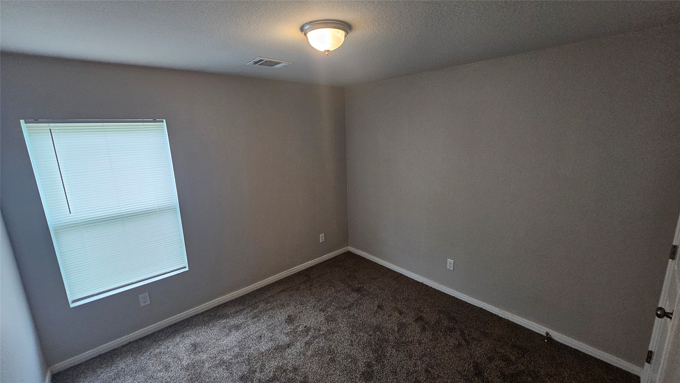 14190 Green Wing Circle Property Photo 3