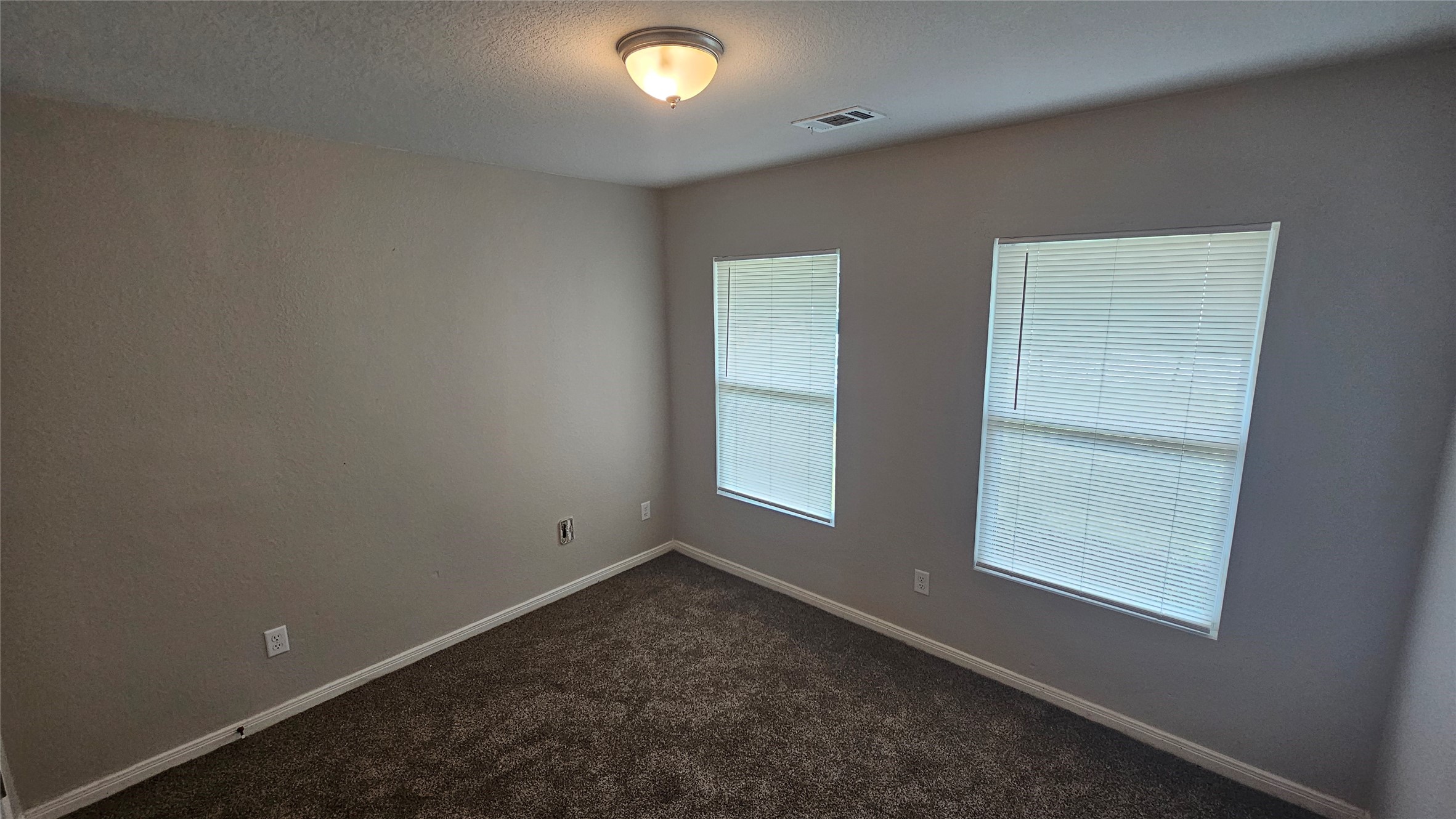 14190 Green Wing Circle Property Photo 4