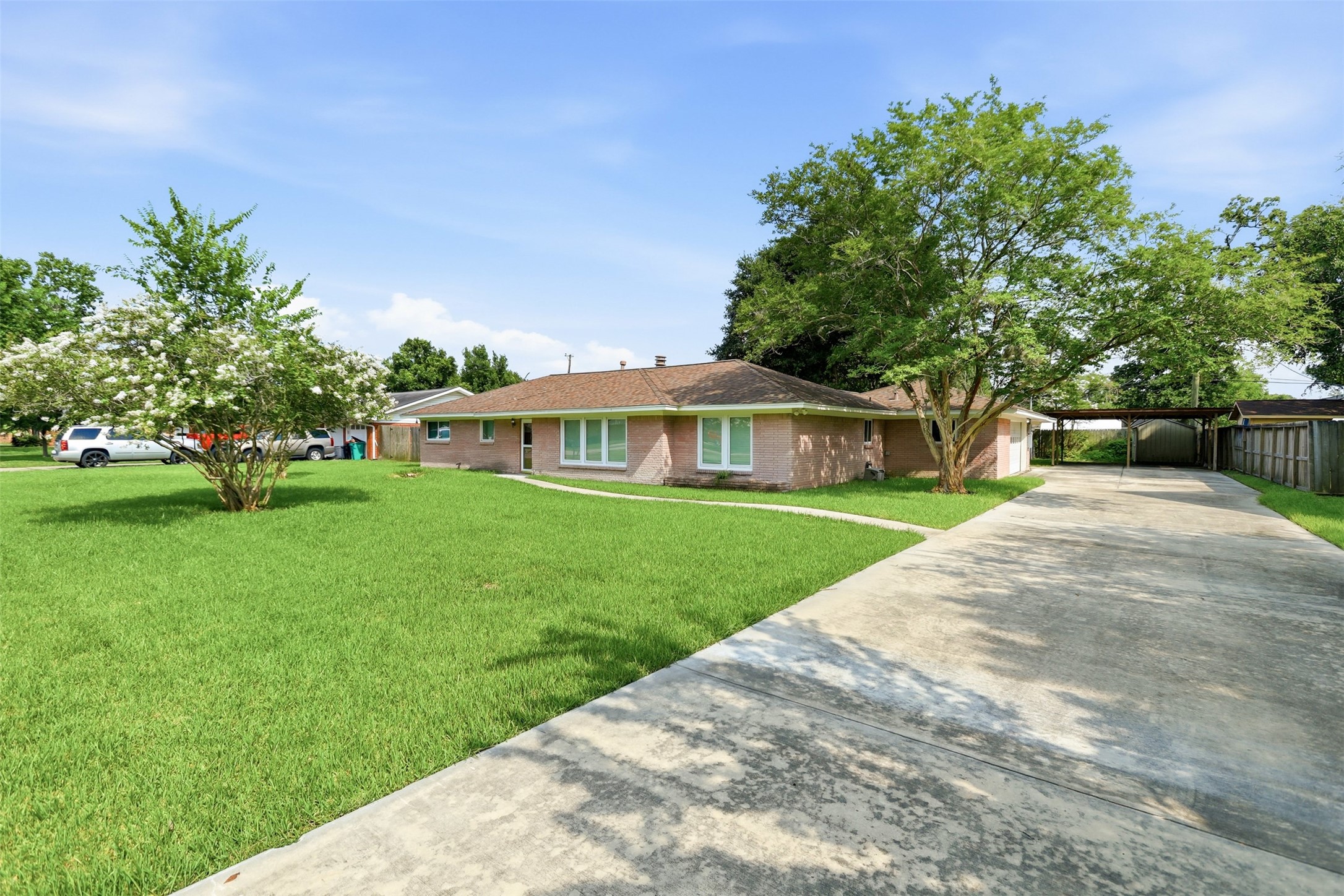 120 Caldwell Street Property Photo 2