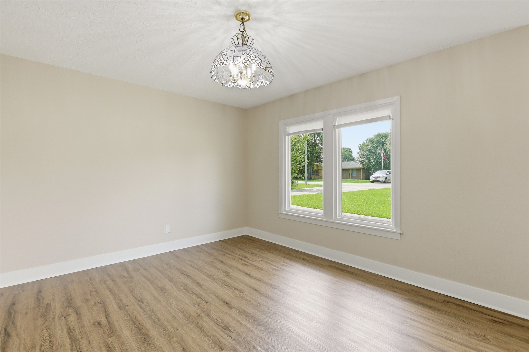 120 Caldwell Street Property Photo 4