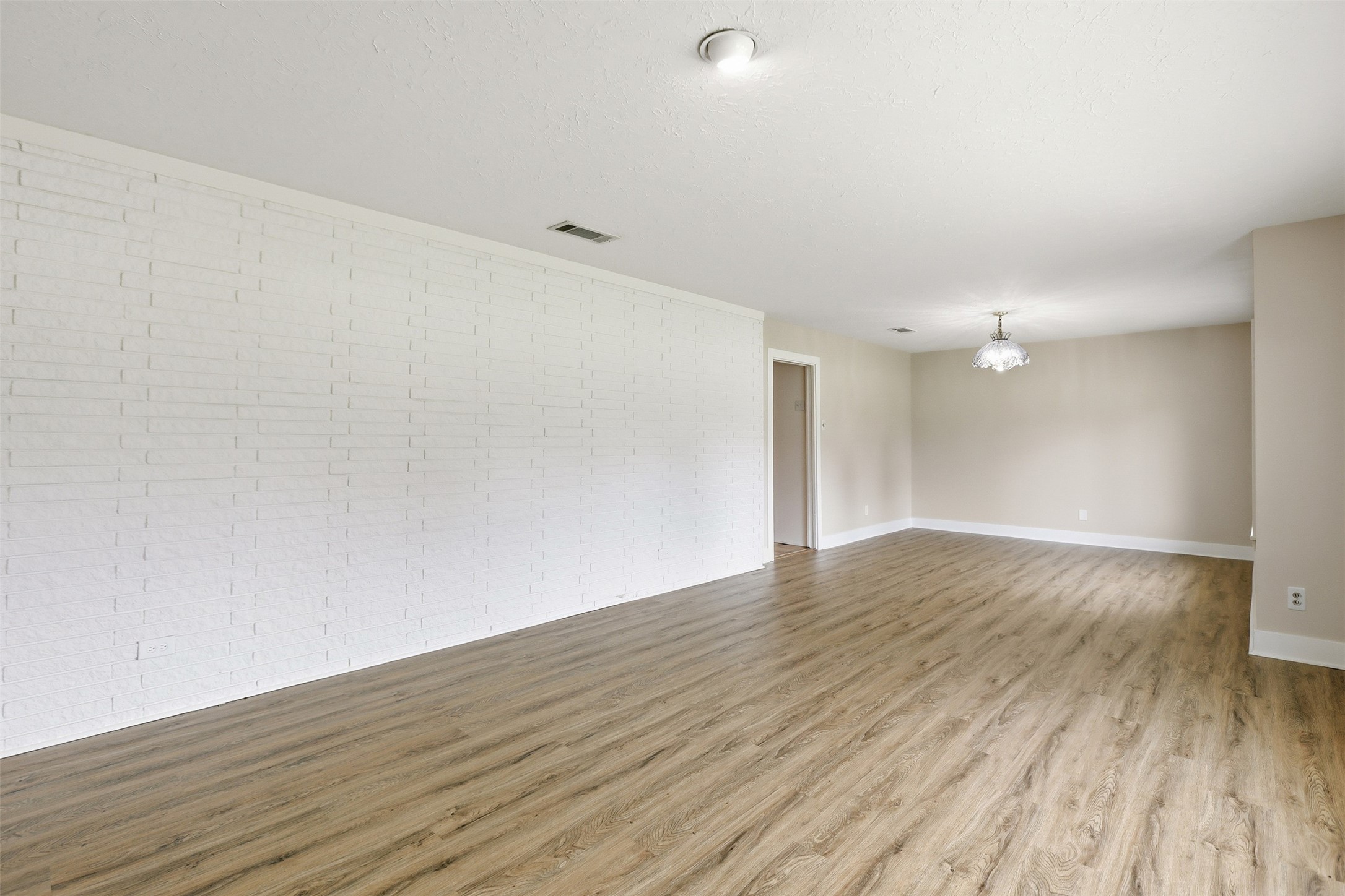 120 Caldwell Street Property Photo 6