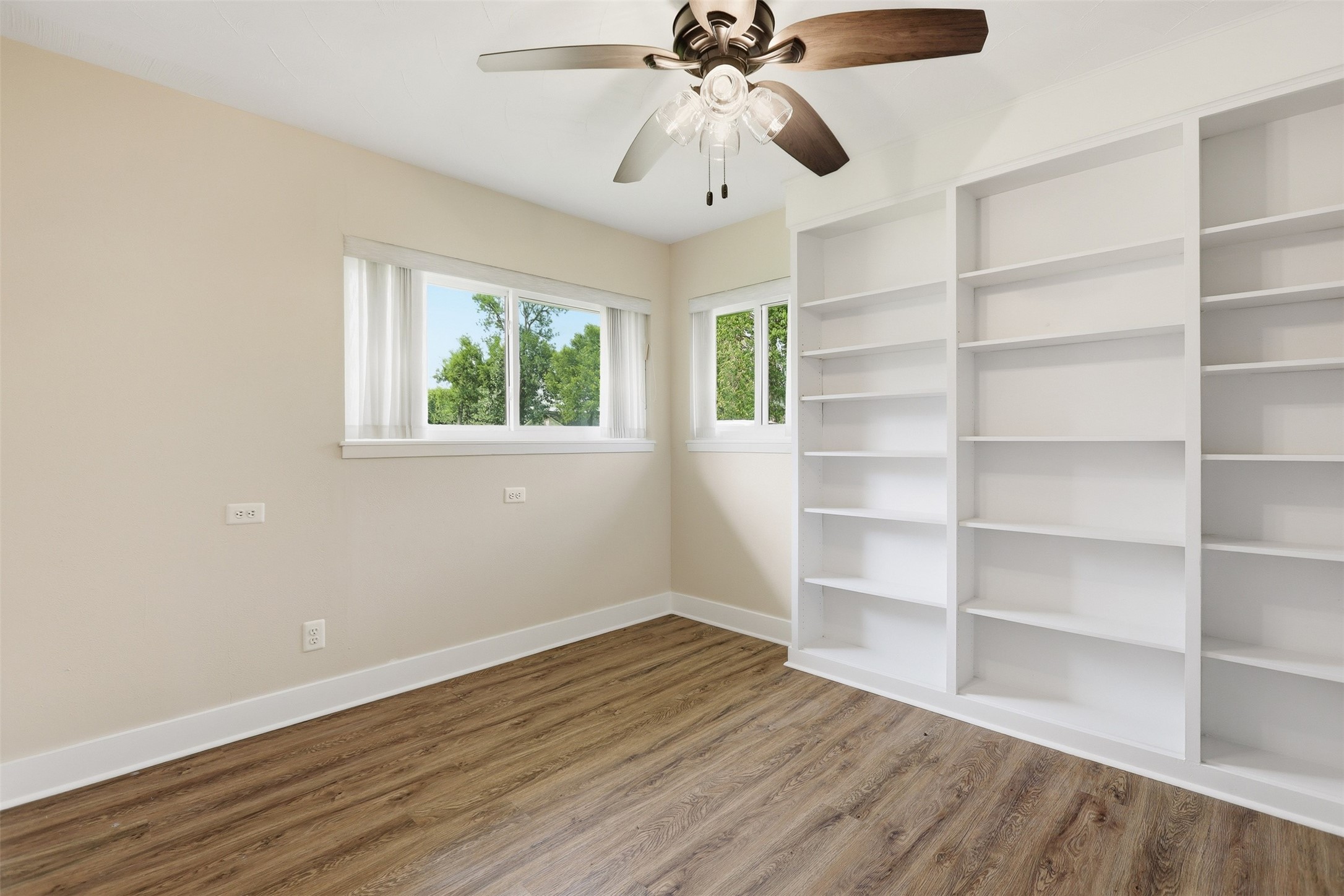 120 Caldwell Street Property Photo 14