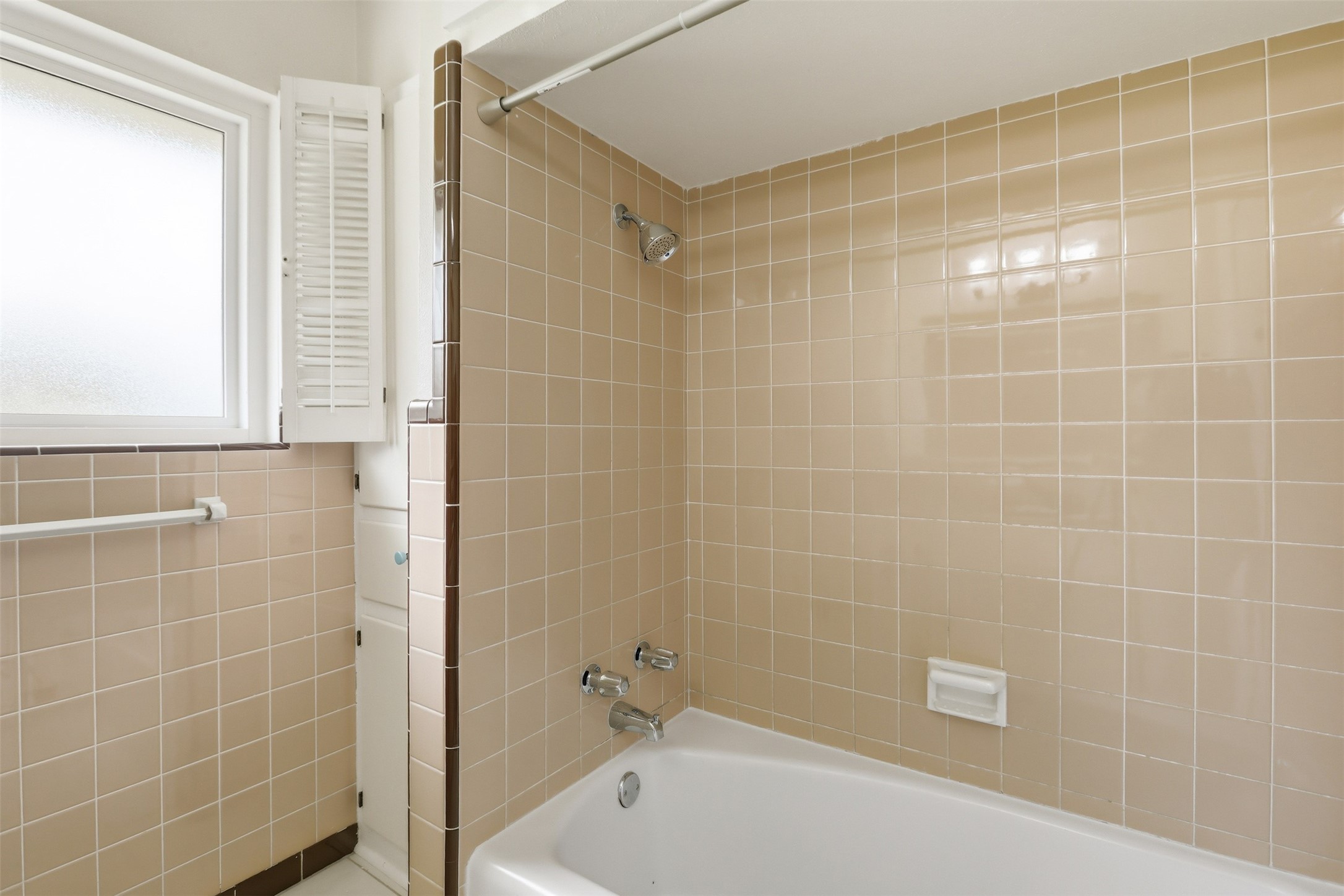 120 Caldwell Street Property Photo 17