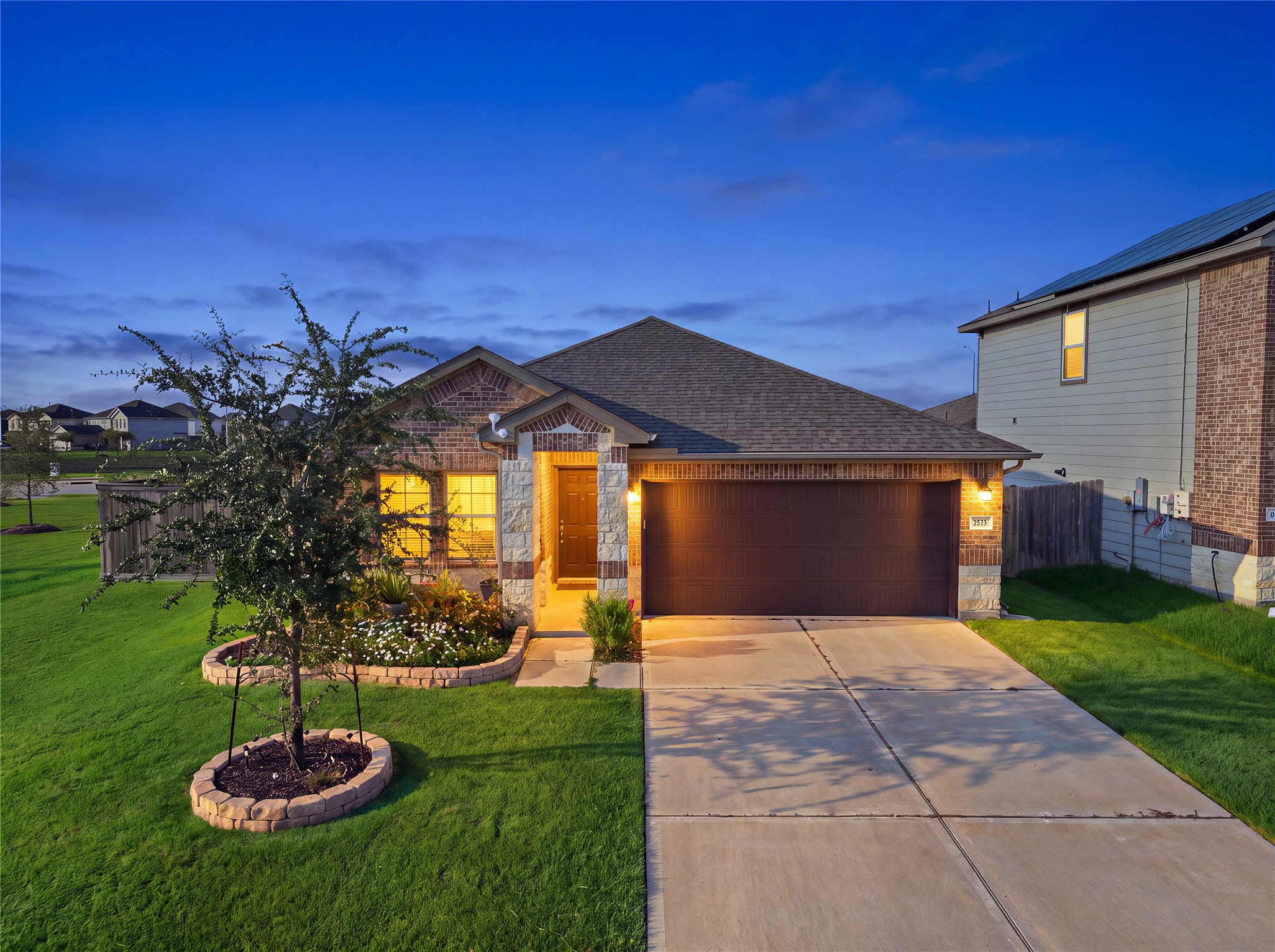 815 Barstow Drive Property Photo 1