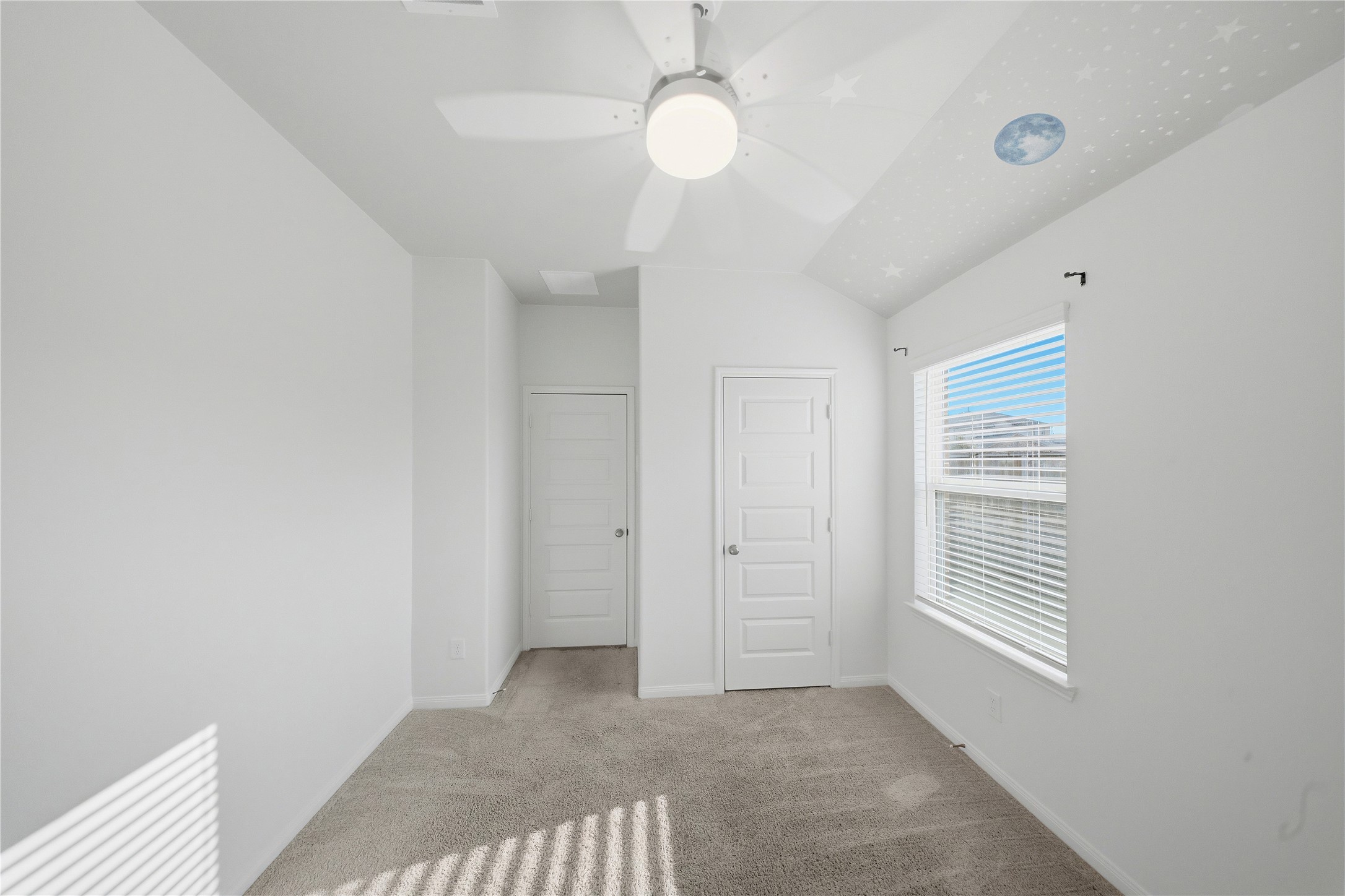 815 Barstow Drive Property Photo 15