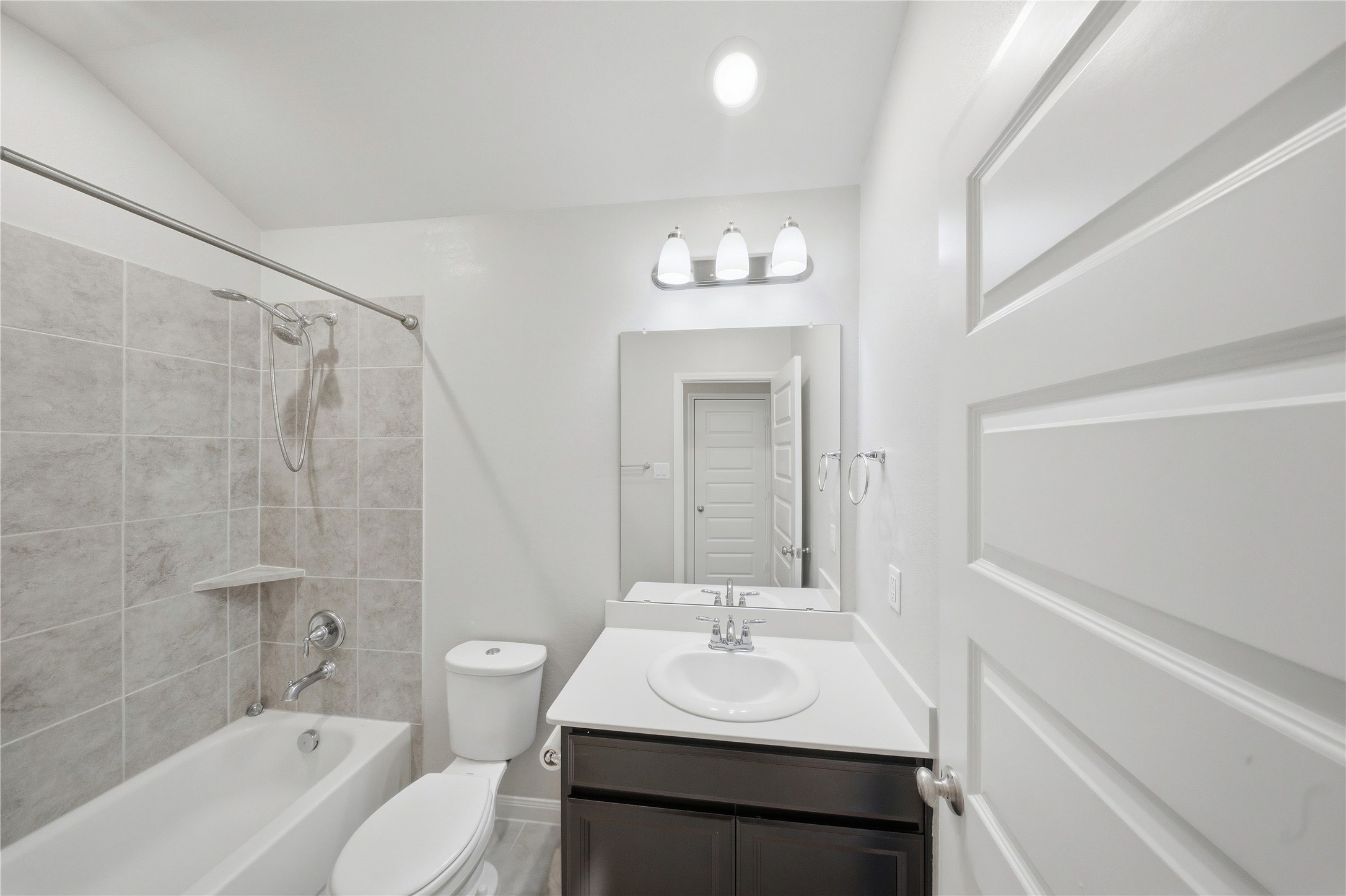815 Barstow Drive Property Photo 17