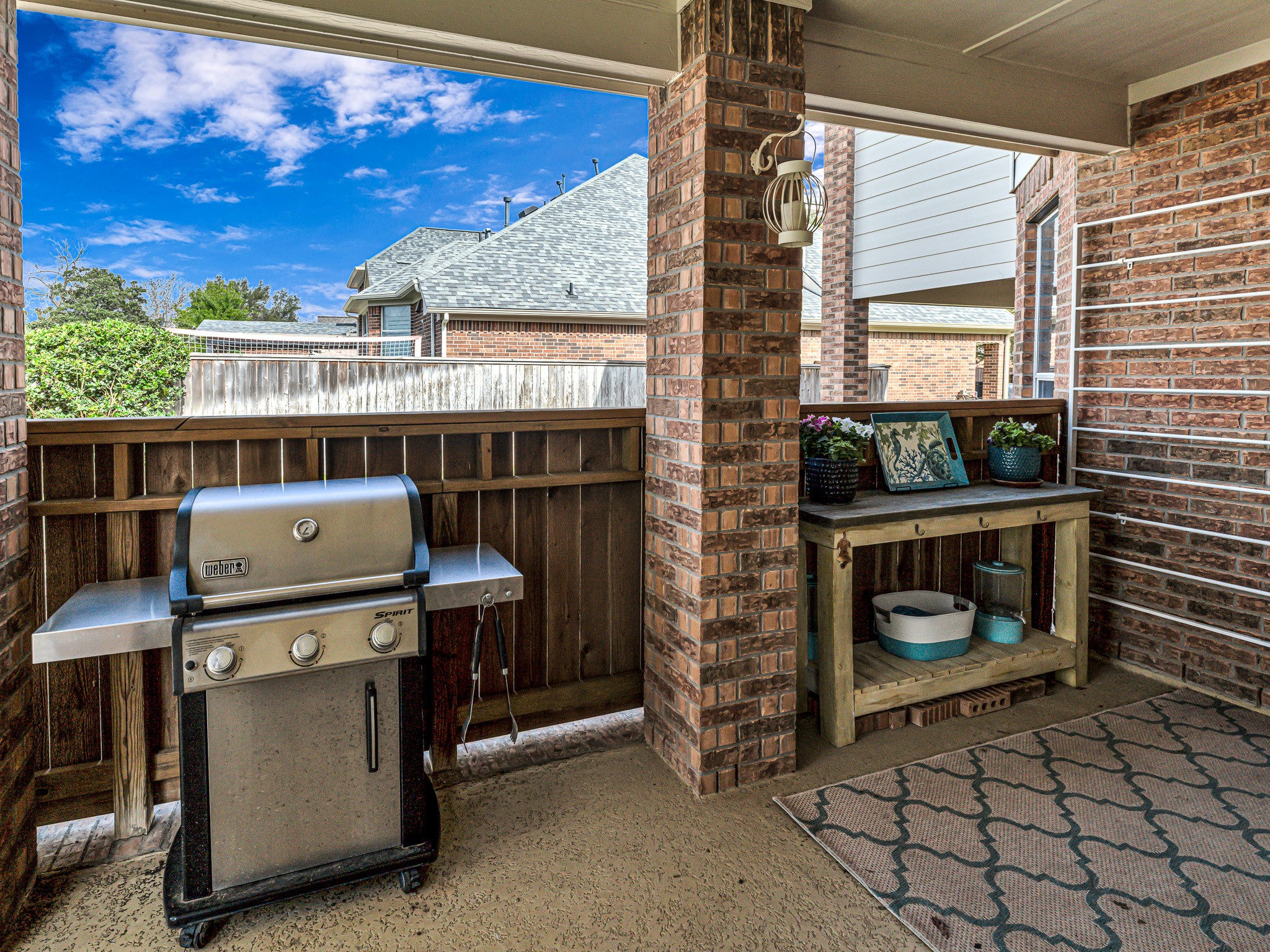 8310 Crescent Knolls Drive Property Photo 39