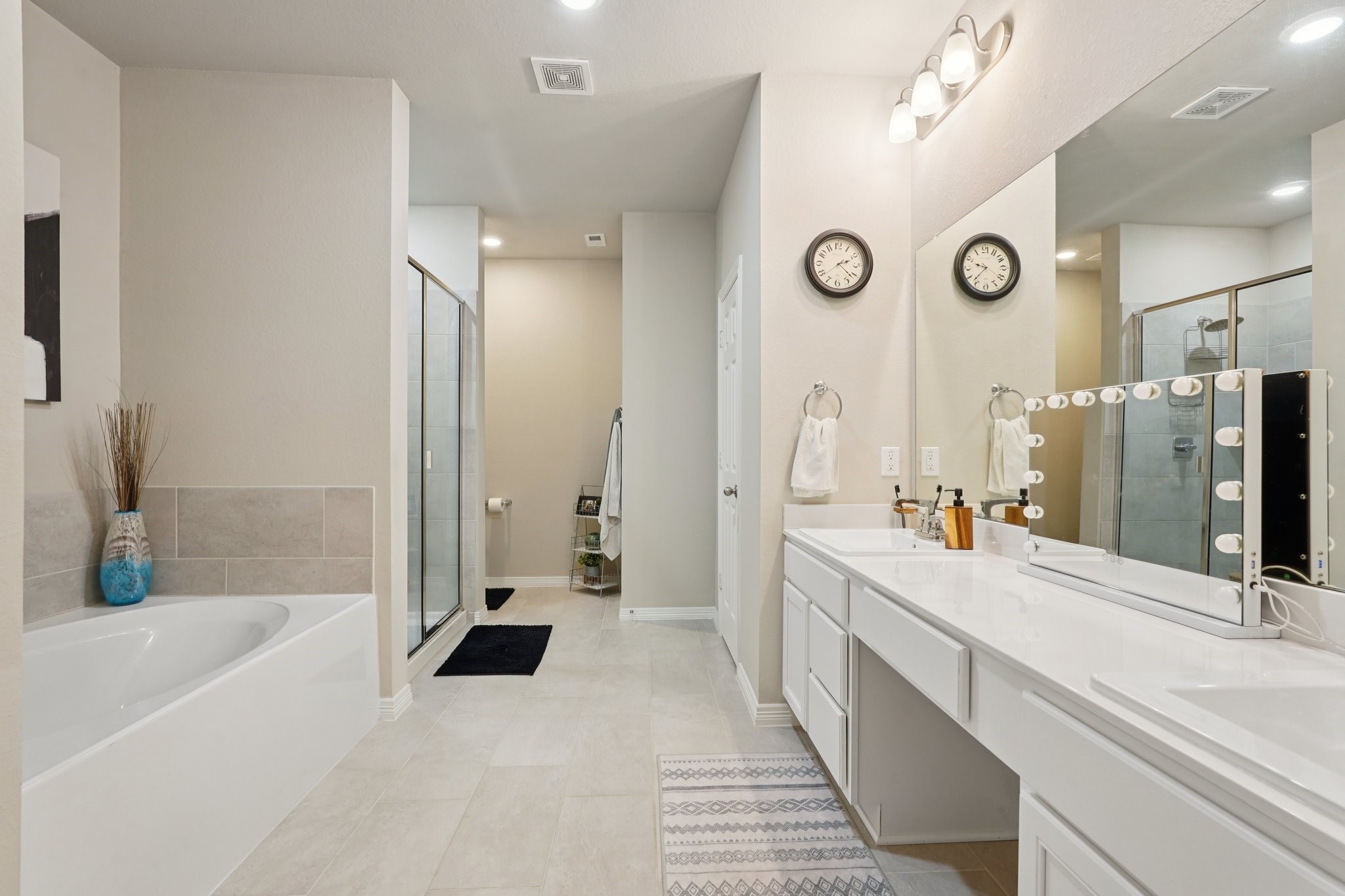 10126 Bayou Oaks Drive Property Photo 28