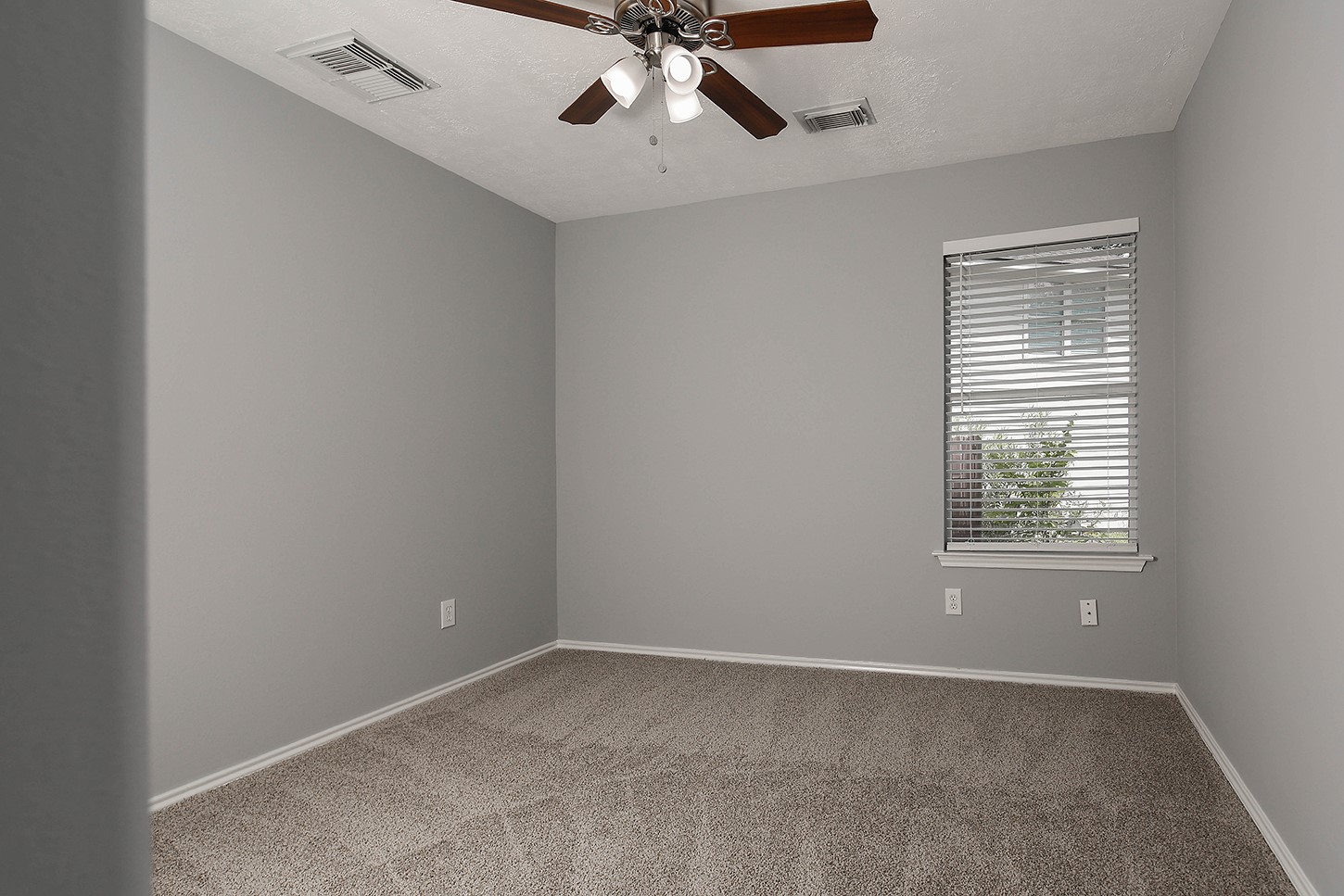 139 S Vesper Bend Circle Property Photo 12