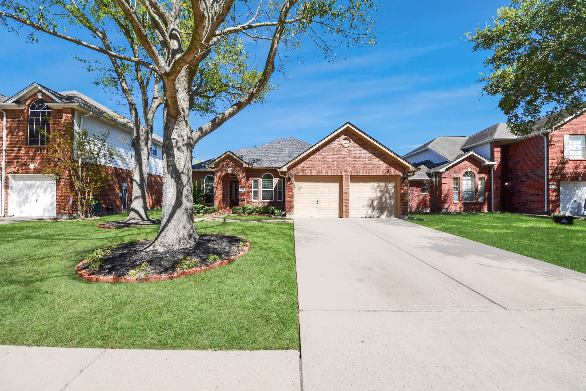 8214 Morning Dawn Drive Property Photo 5
